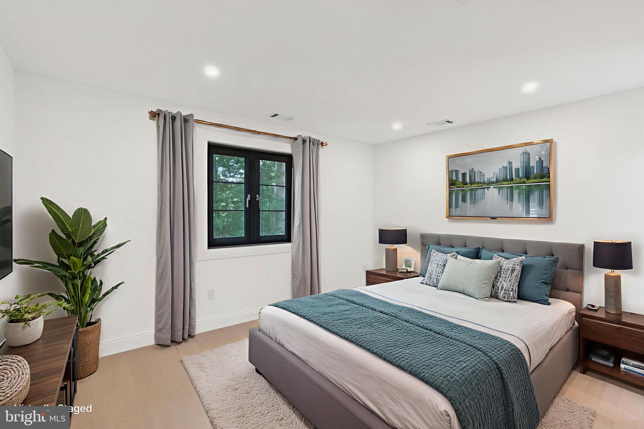 Real estate listing preview #35