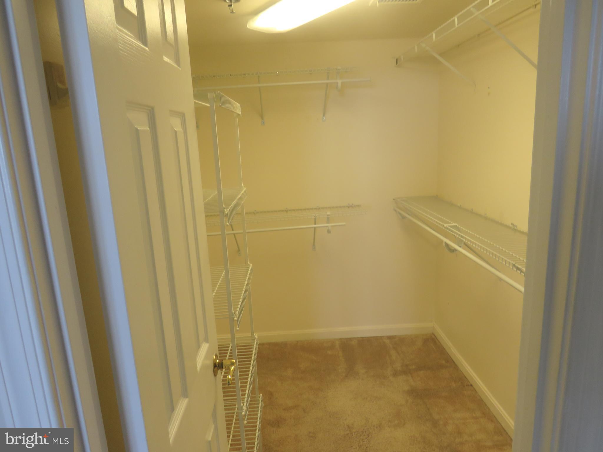 Real estate listing preview #7