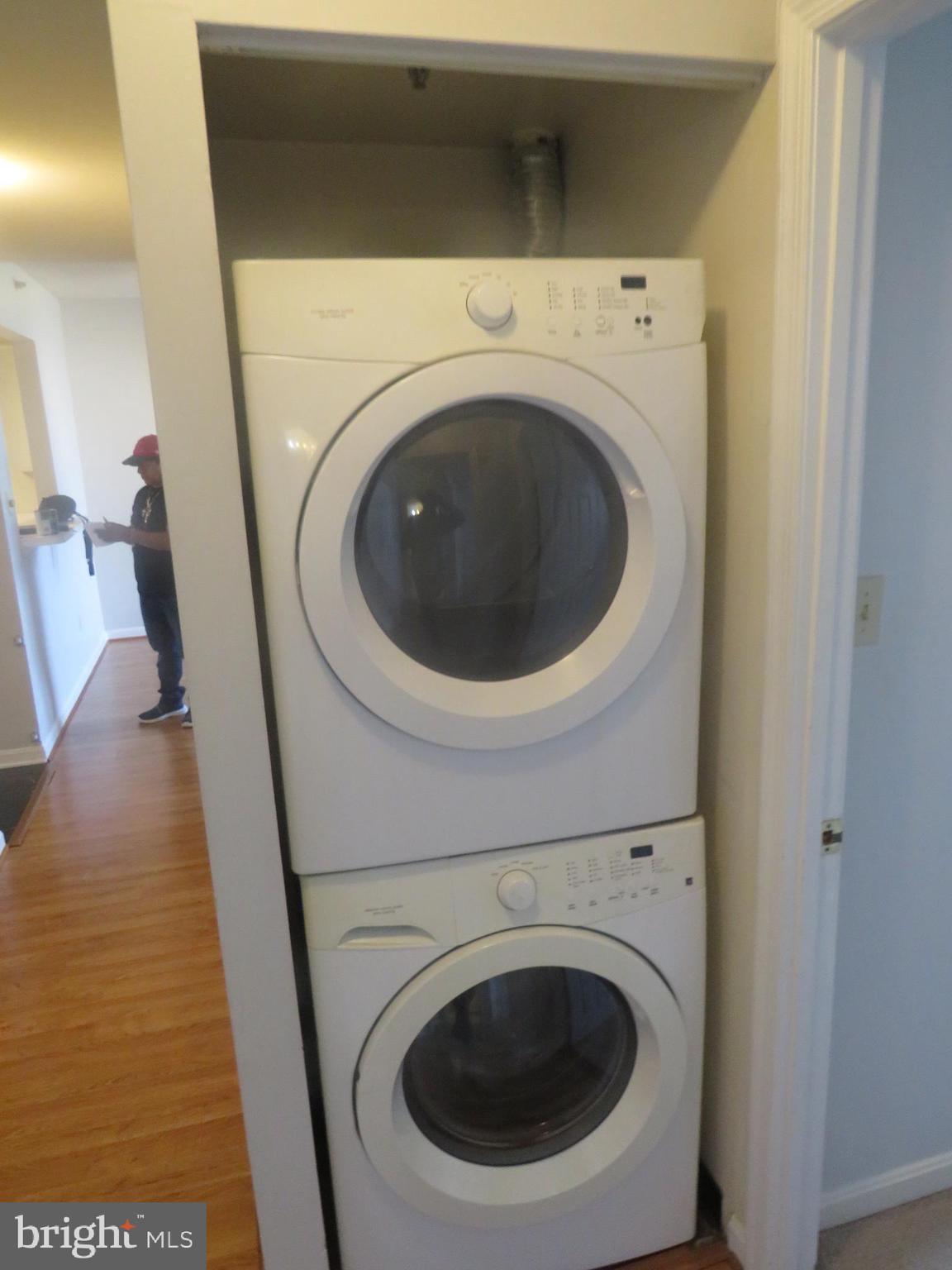 Real estate listing preview #14