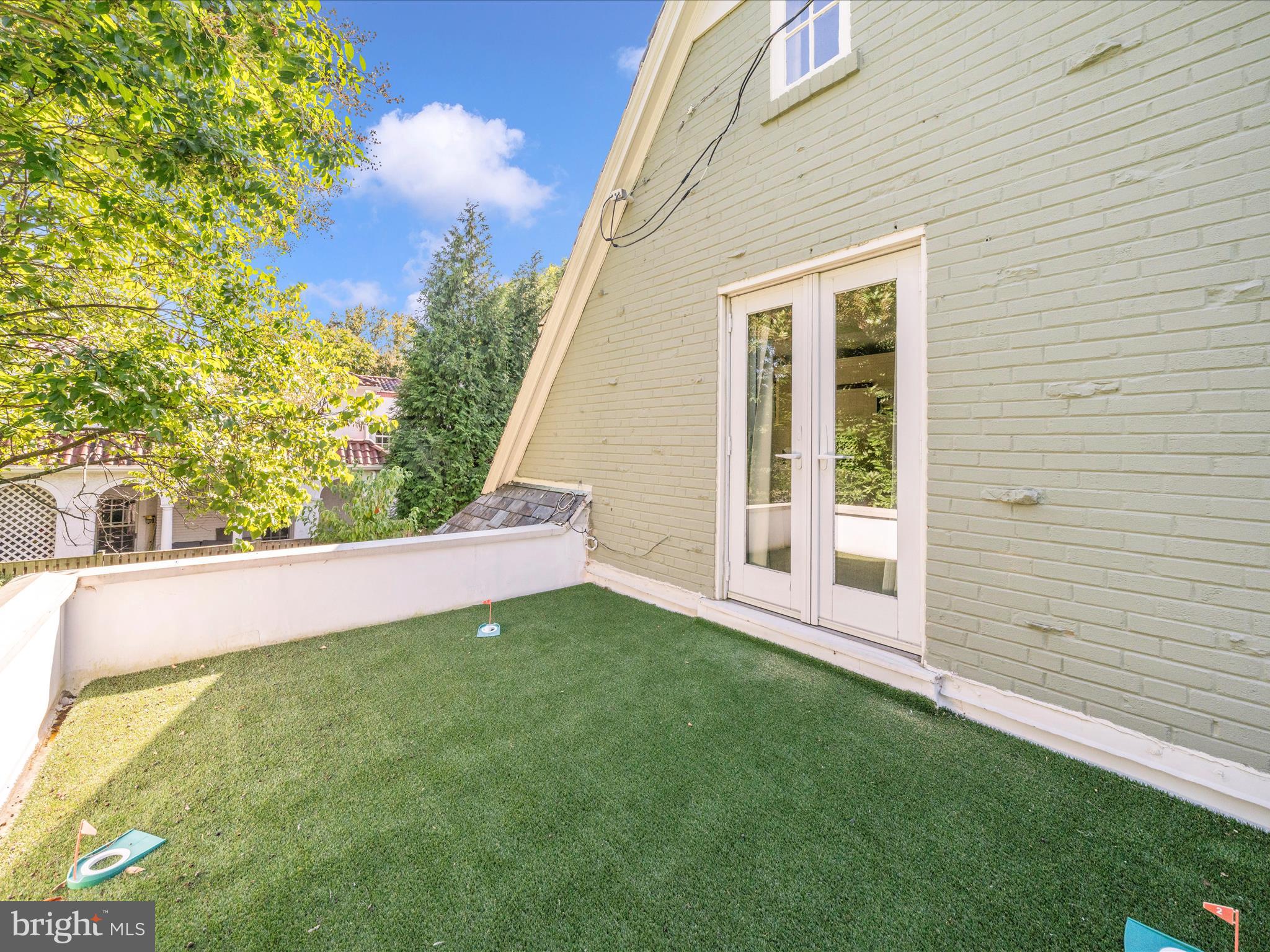 Real estate listing preview #24