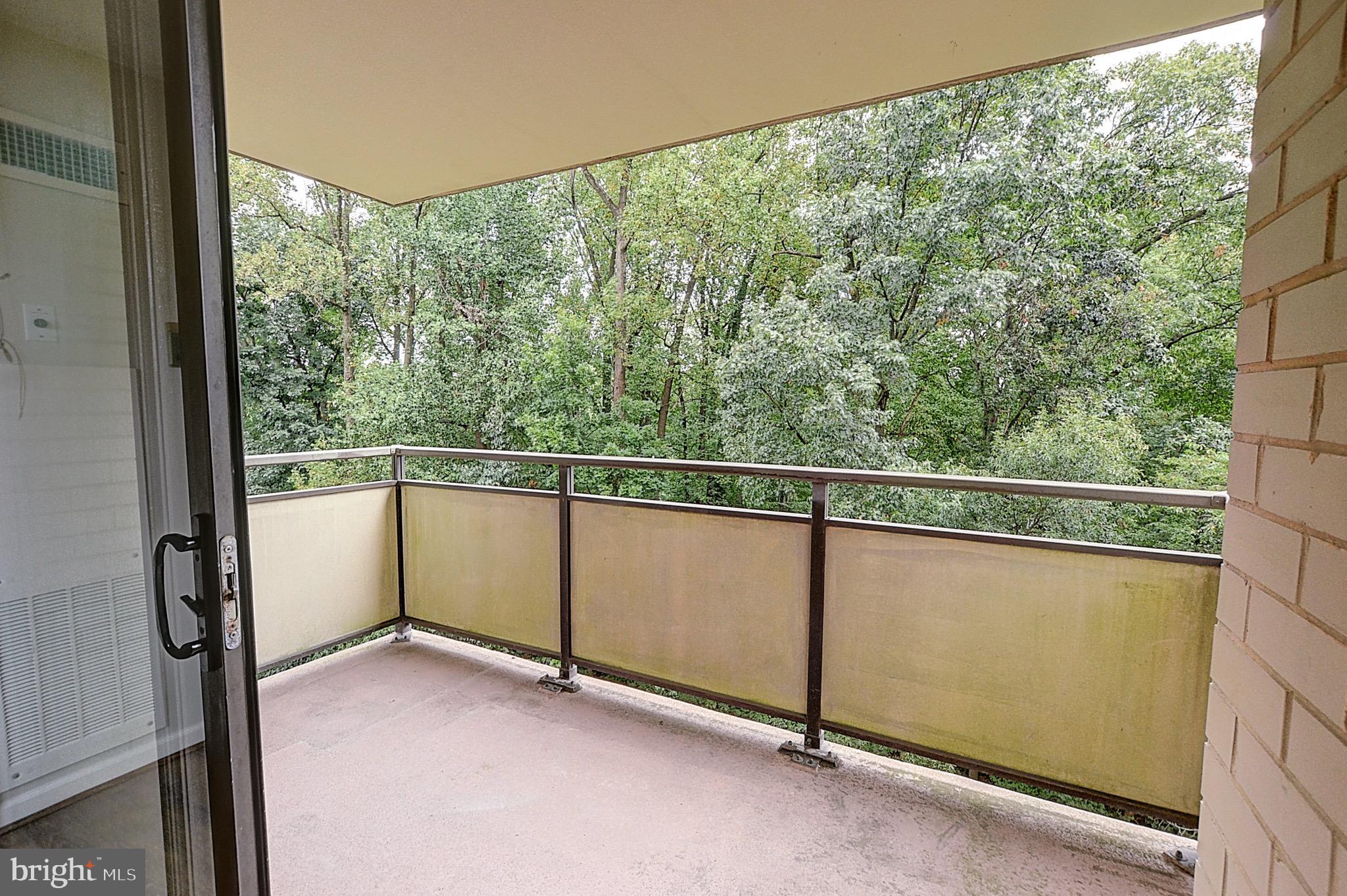 Real estate listing preview #14