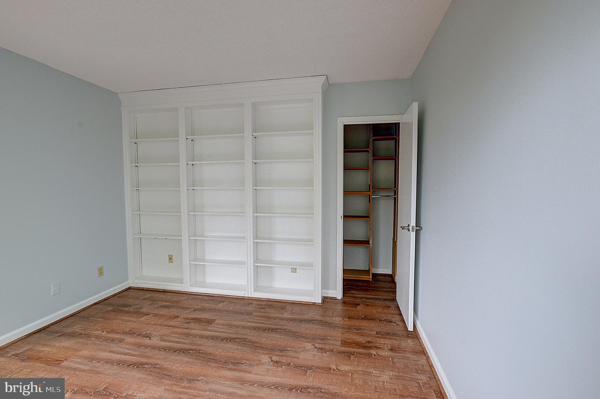 Real estate listing preview #9