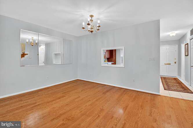 Real estate listing preview #9