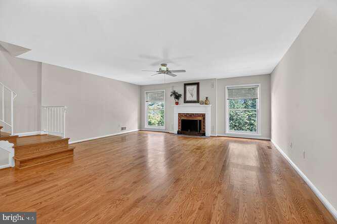 Real estate listing preview #5