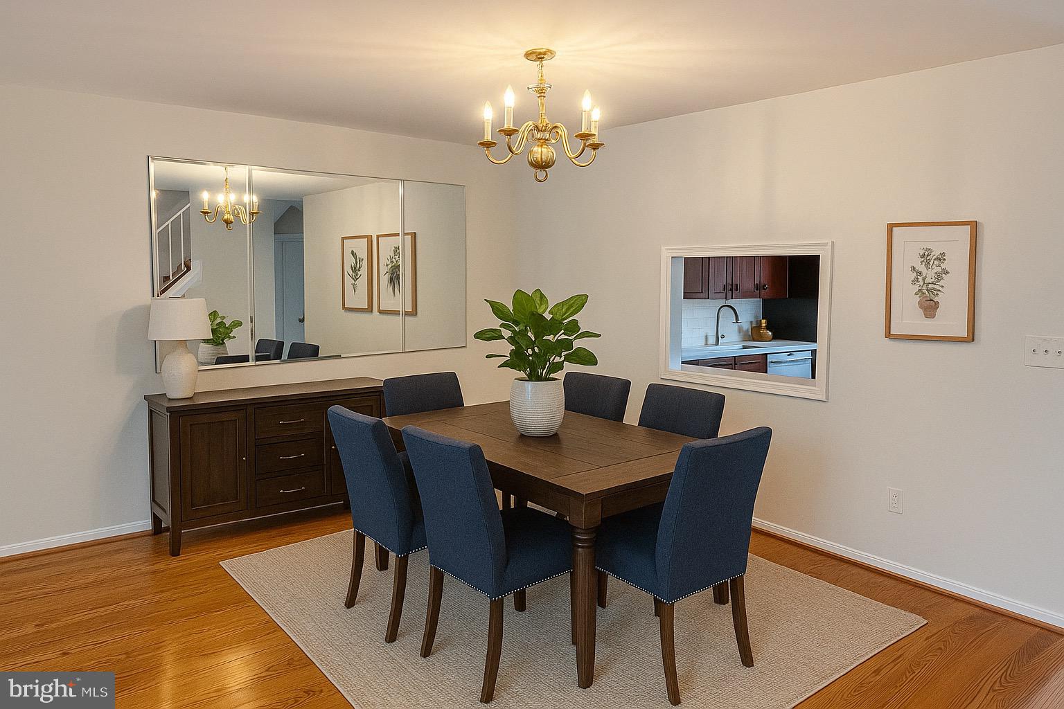 Real estate listing preview #10