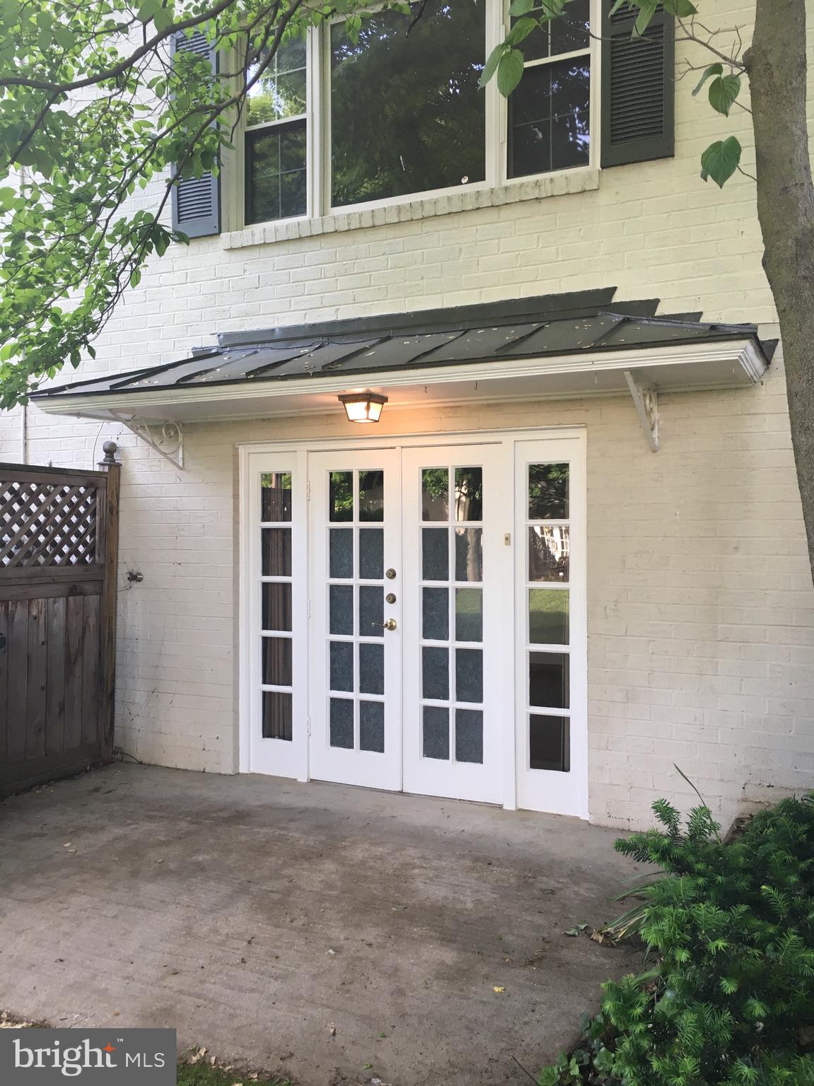 Real estate listing preview #24