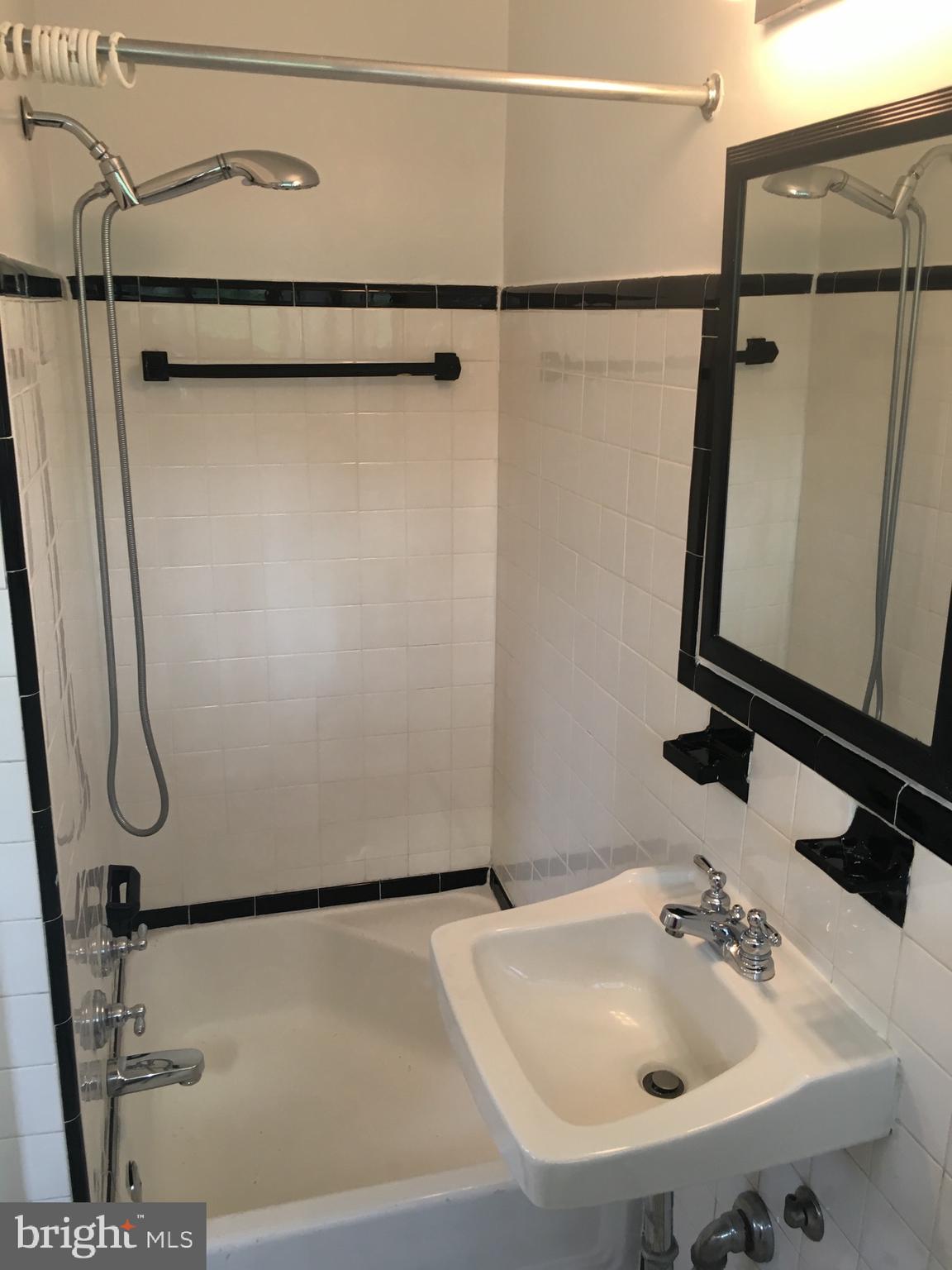 Real estate listing preview #13