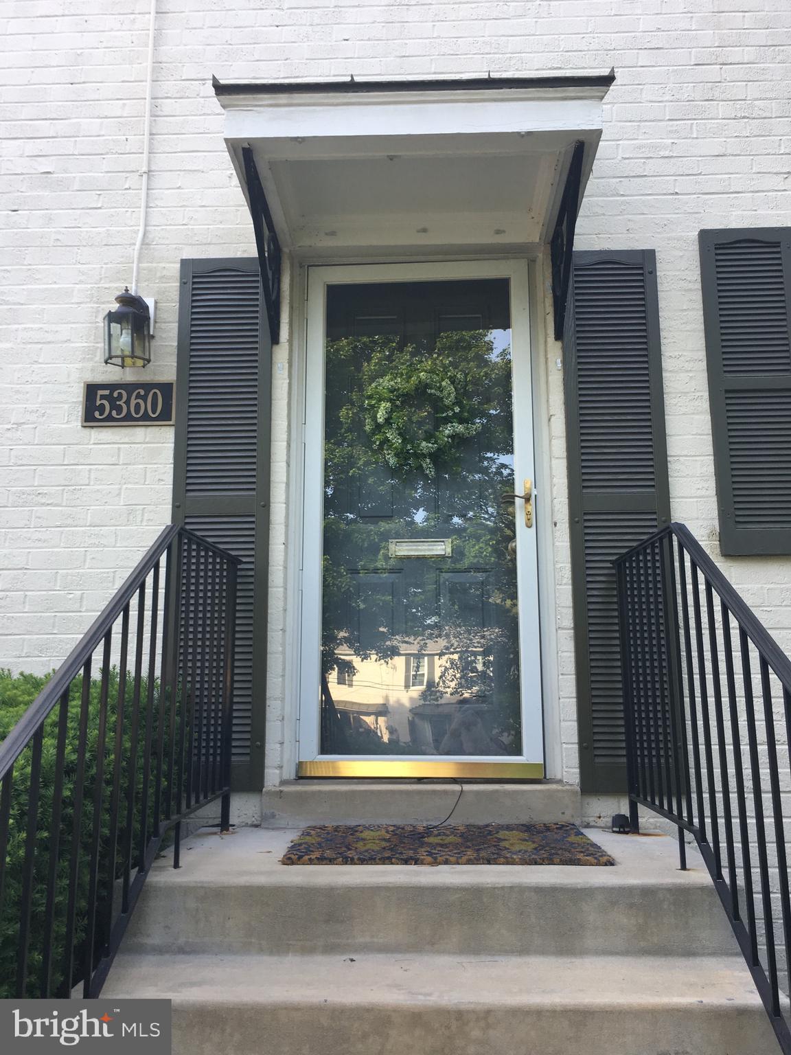 Real estate listing preview #2