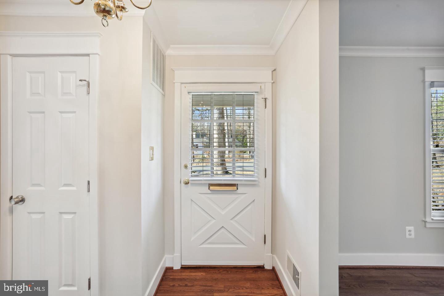 Real estate listing preview #3