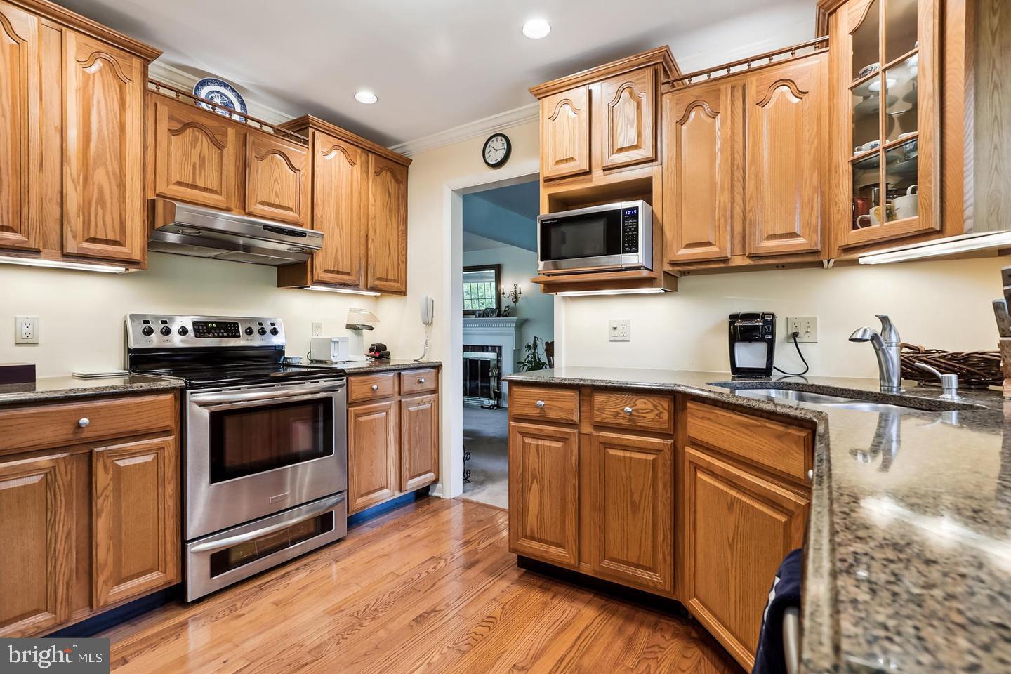 Real estate listing preview #7