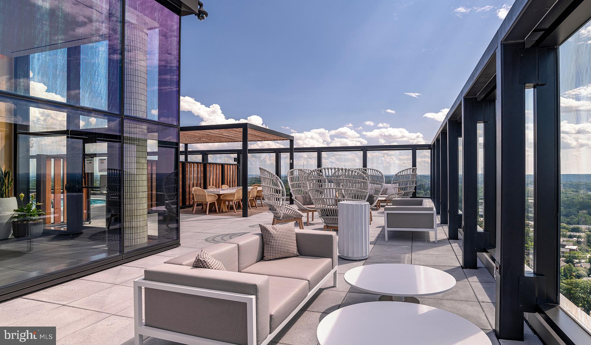 Real estate listing preview #9