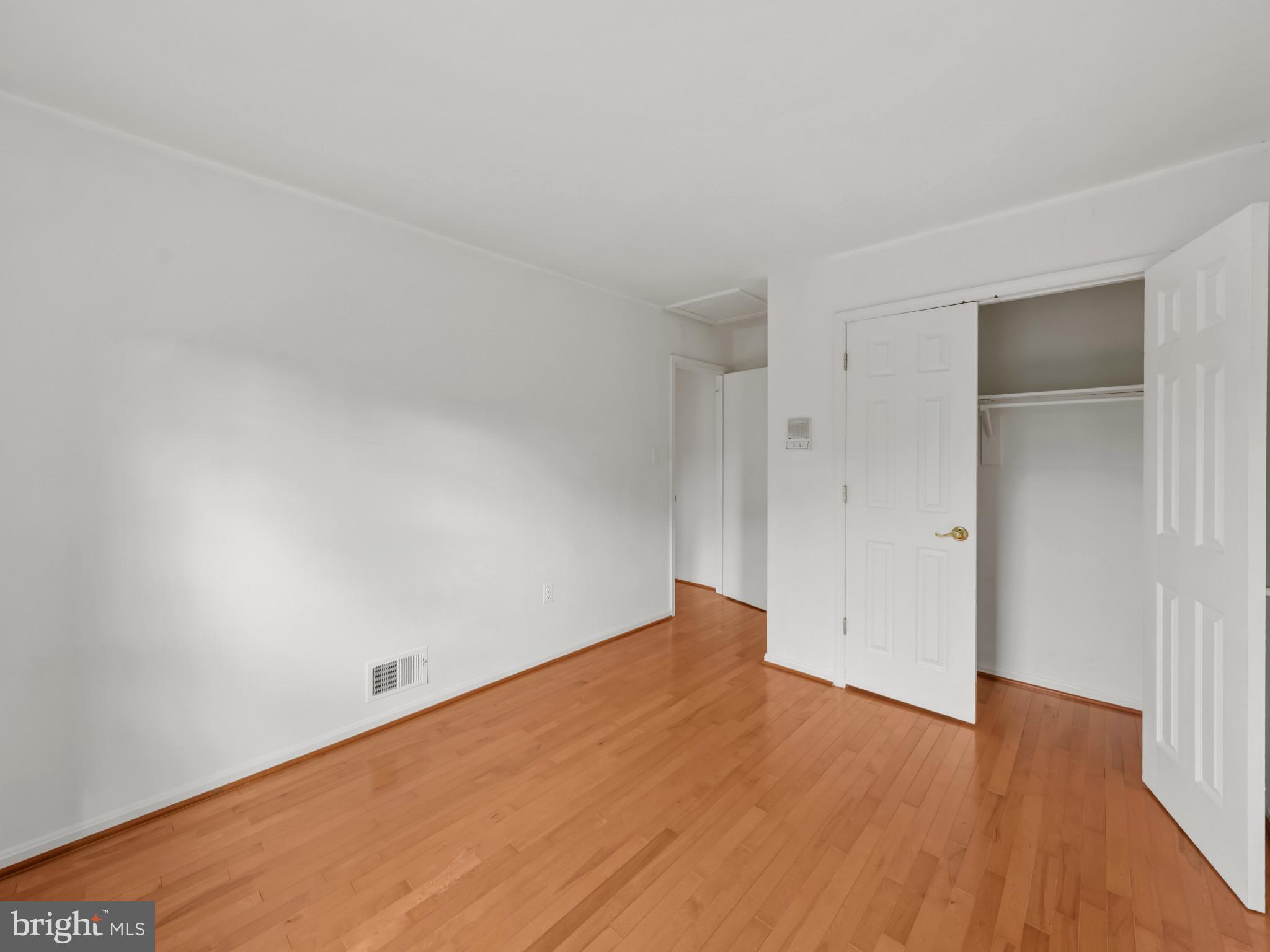 Real estate listing preview #23