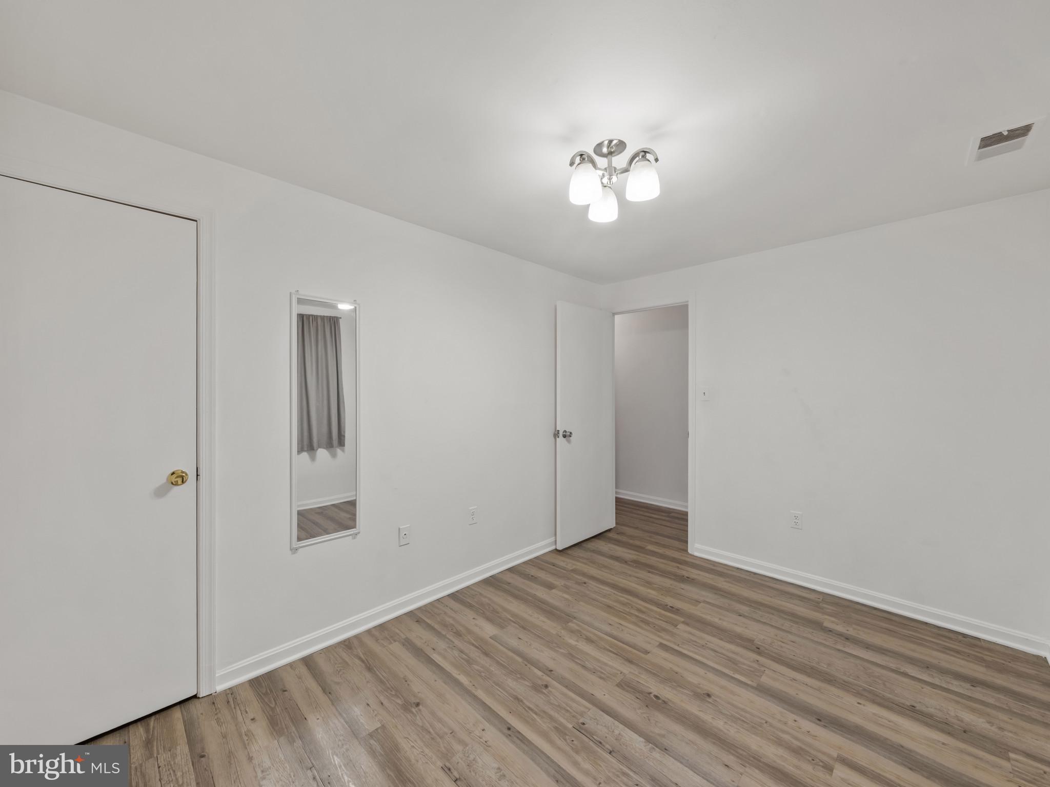 Real estate listing preview #28