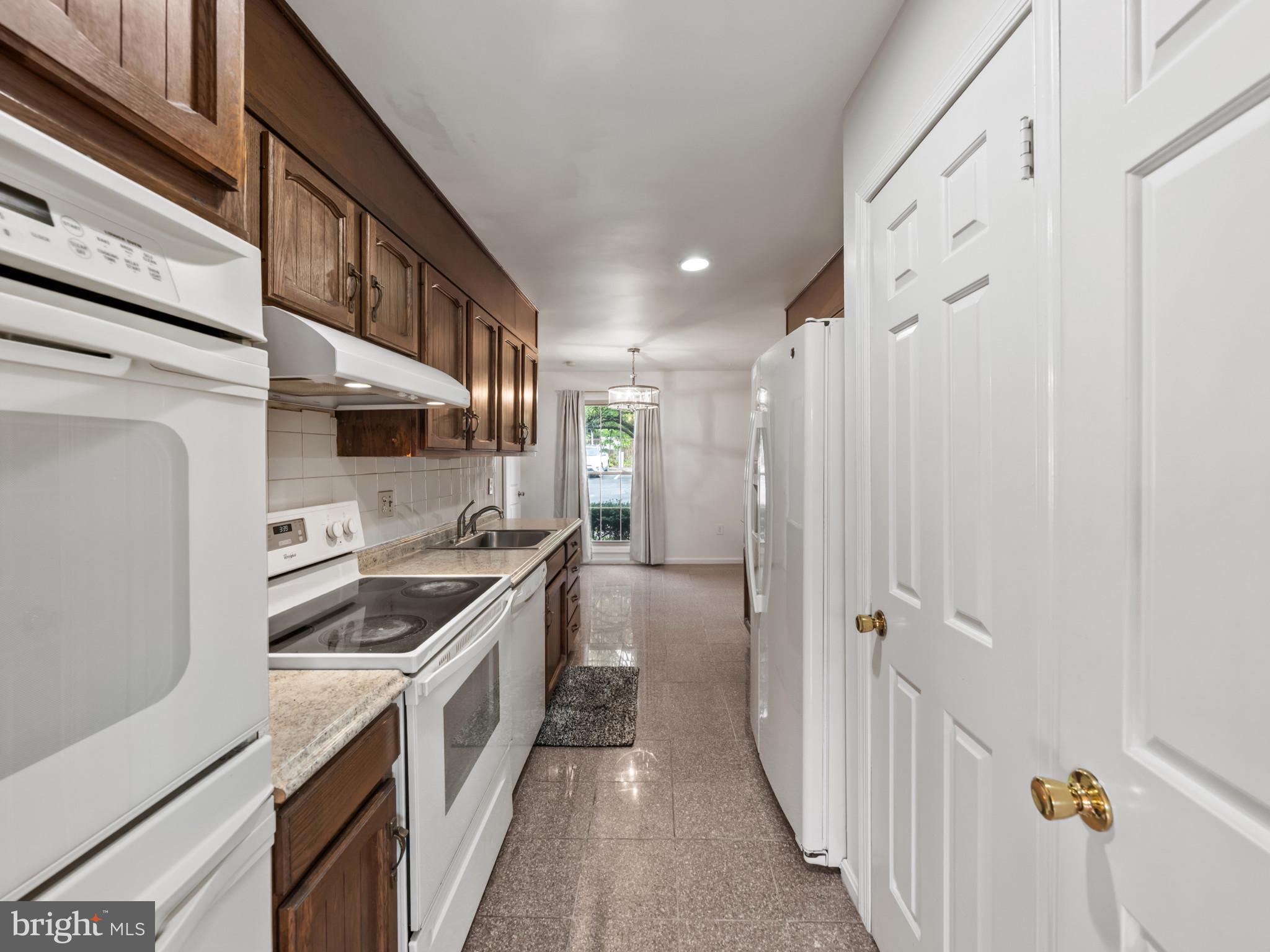 Real estate listing preview #9