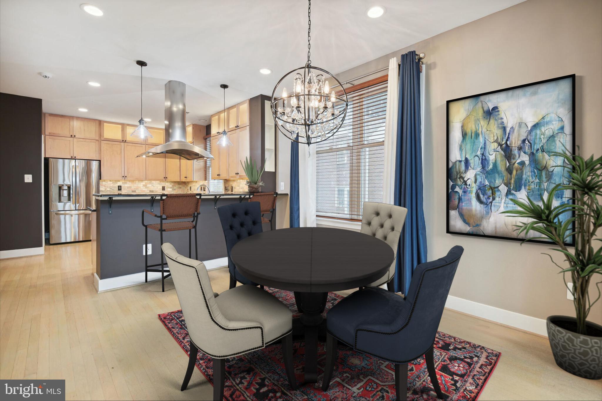 Real estate listing preview #8