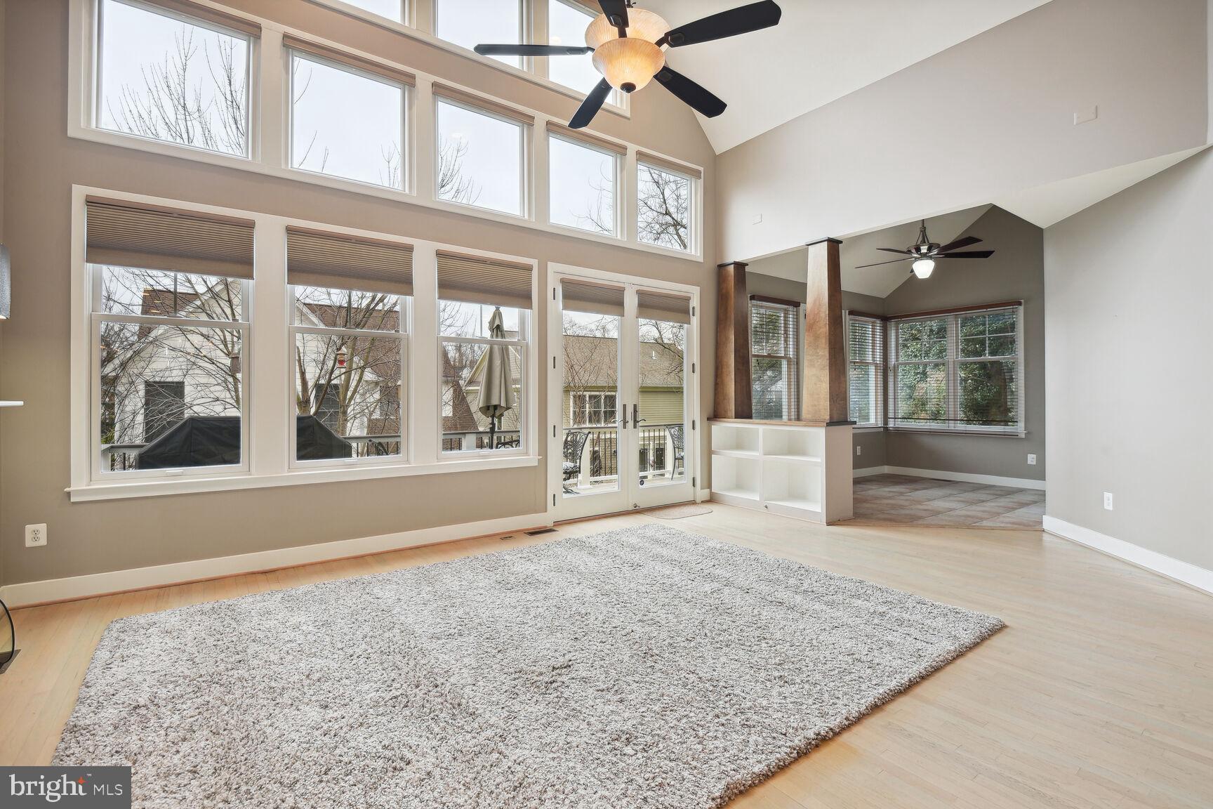 Real estate listing preview #10