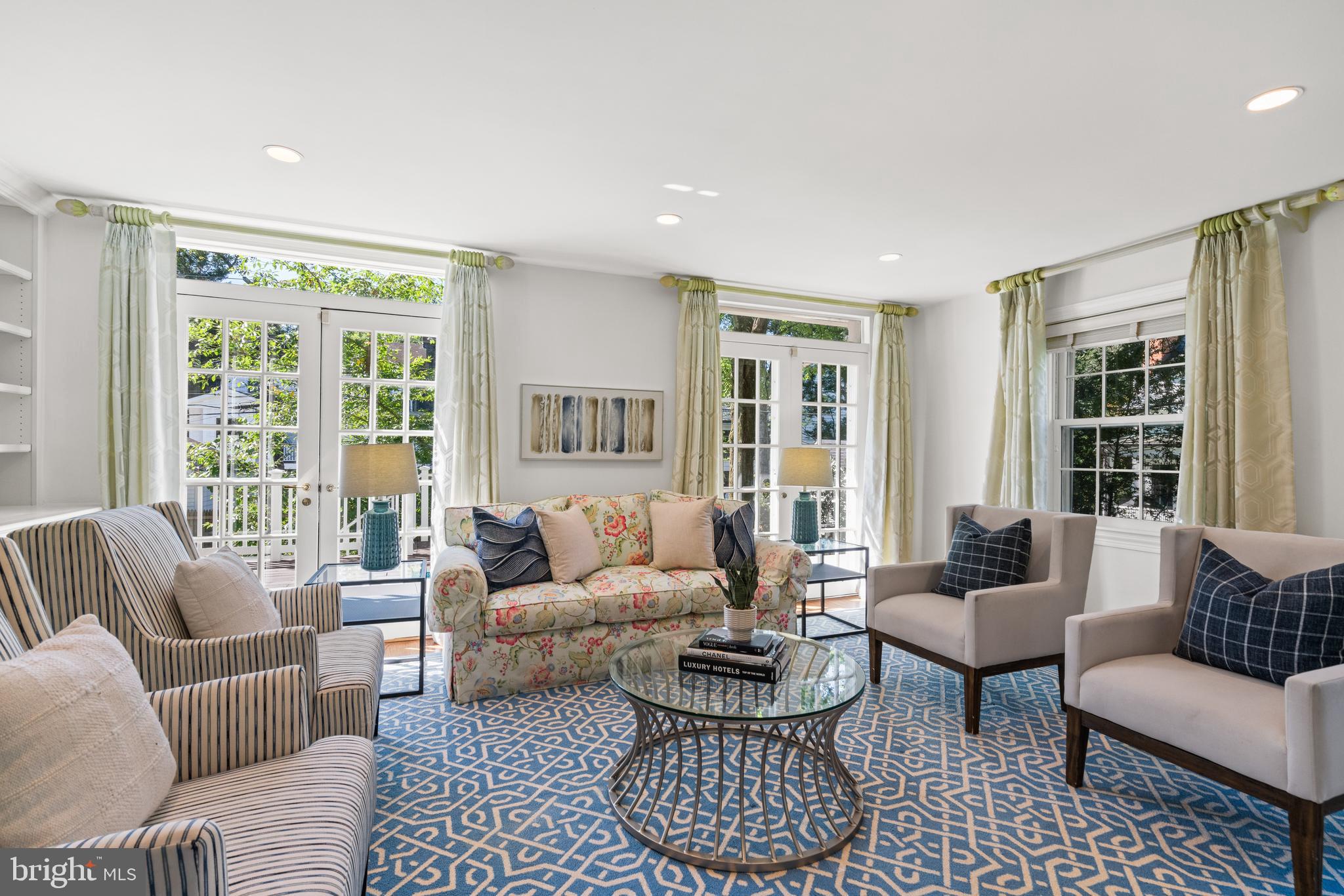 Real estate listing preview #16