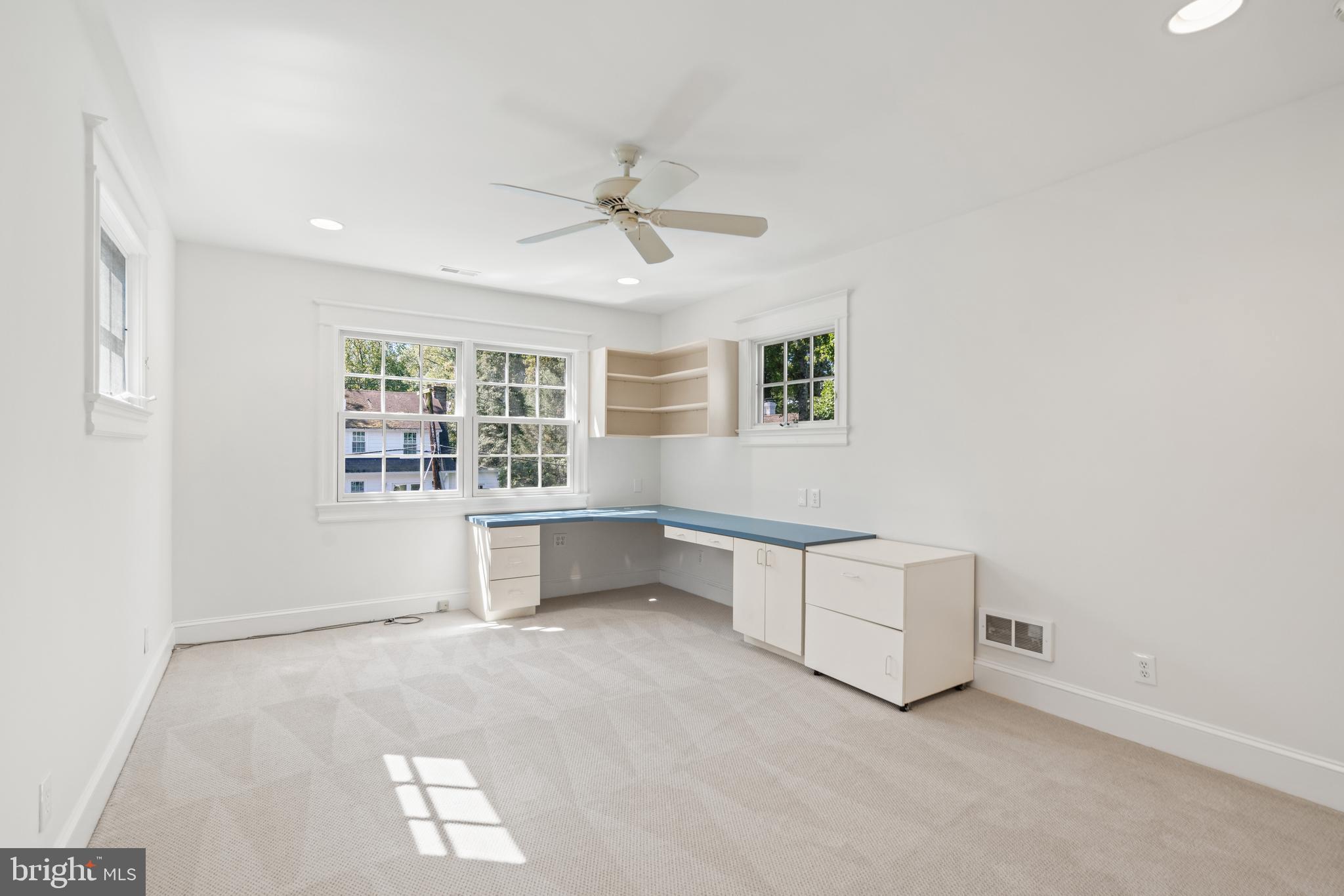 Real estate listing preview #36