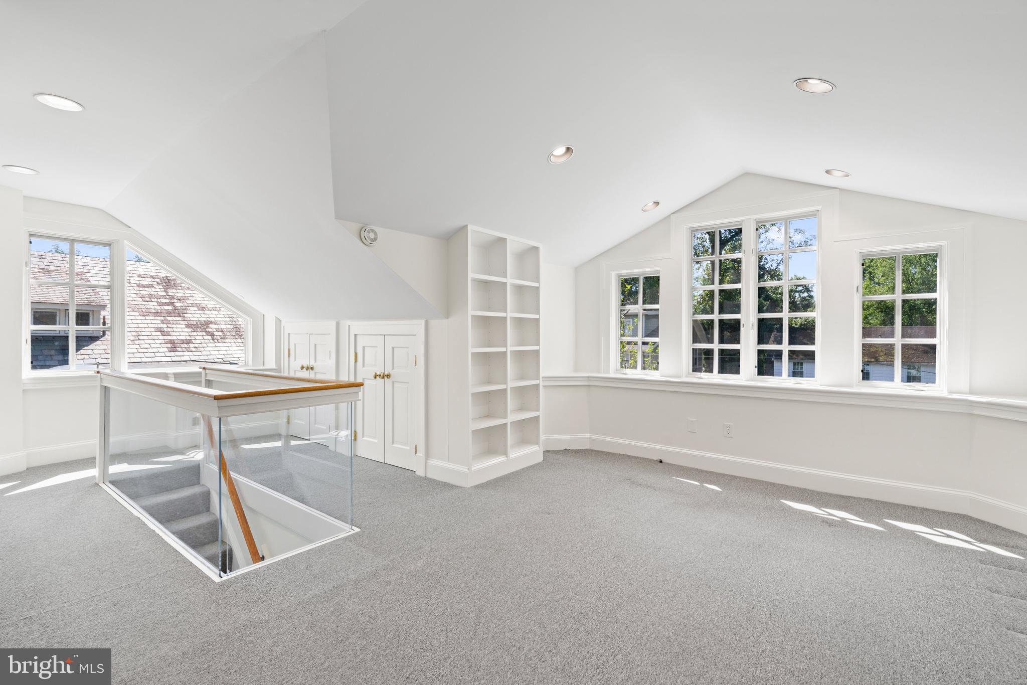 Real estate listing preview #47