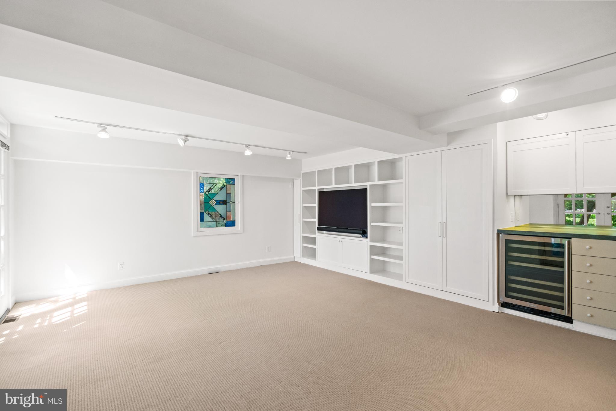 Real estate listing preview #54