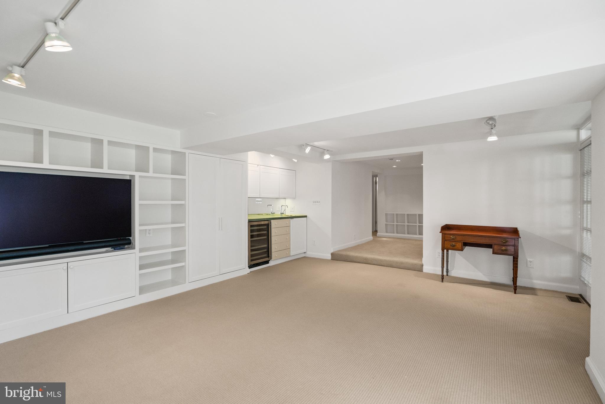 Real estate listing preview #55