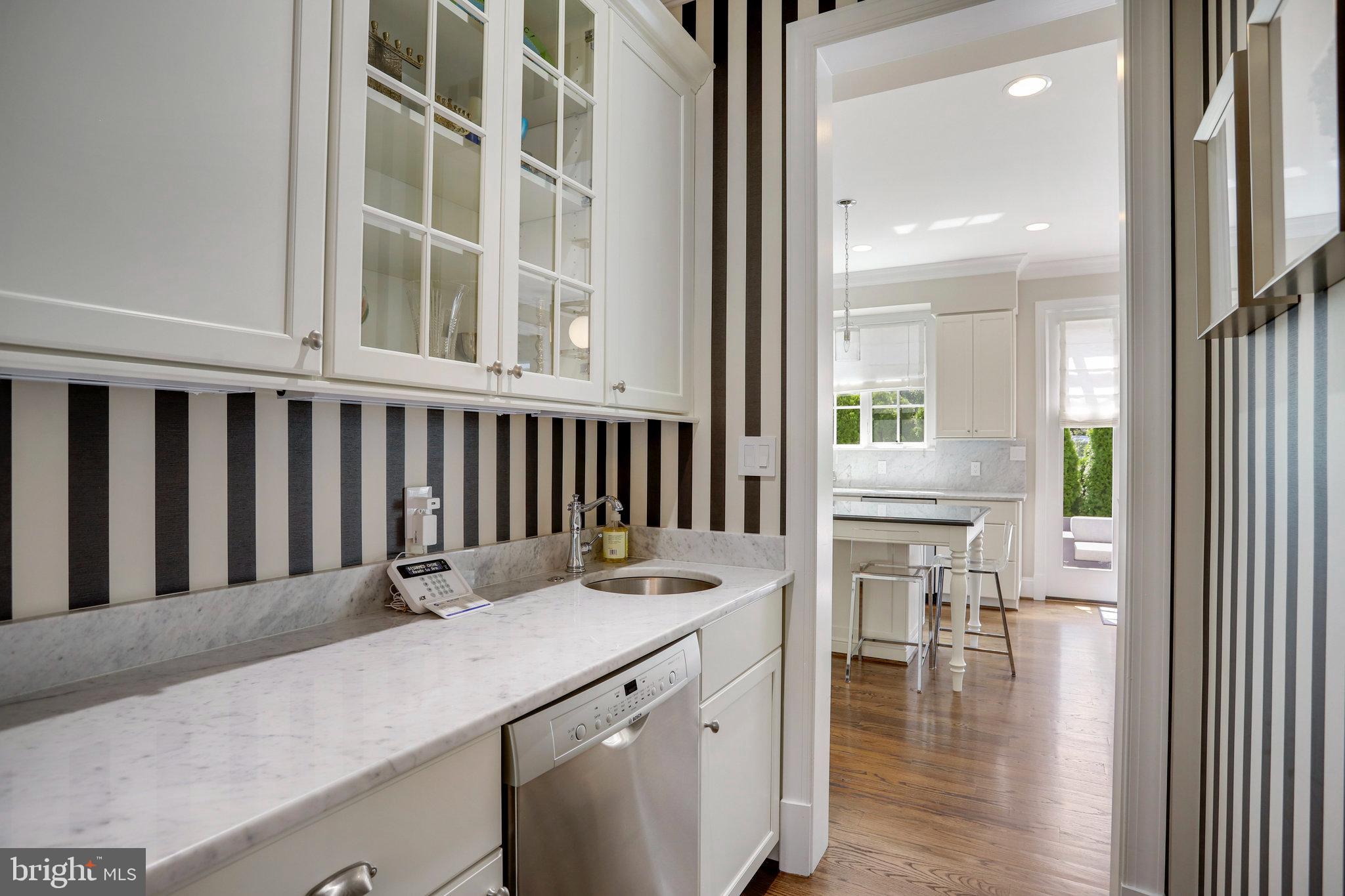 Real estate listing preview #7