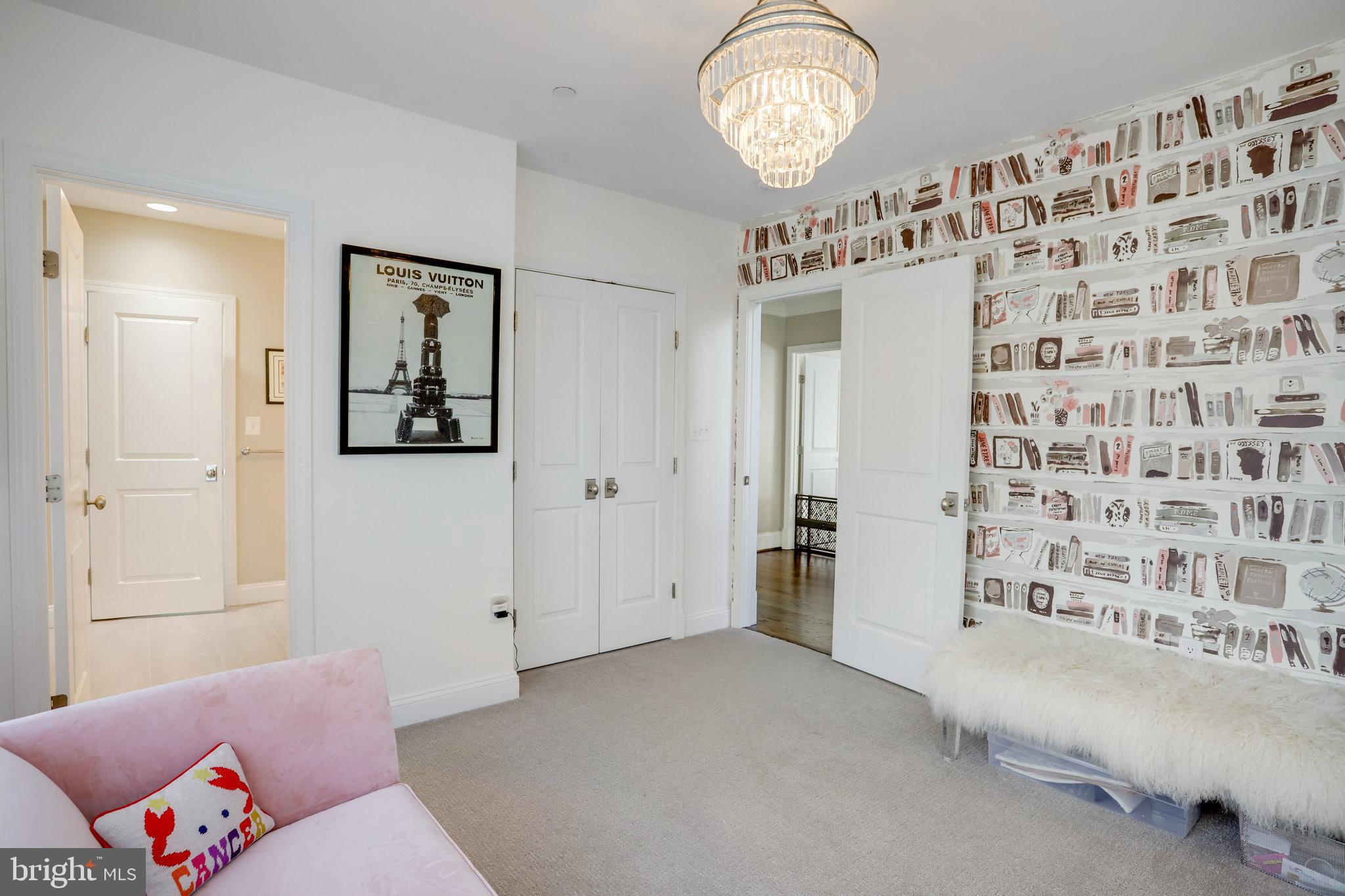 Real estate listing preview #15