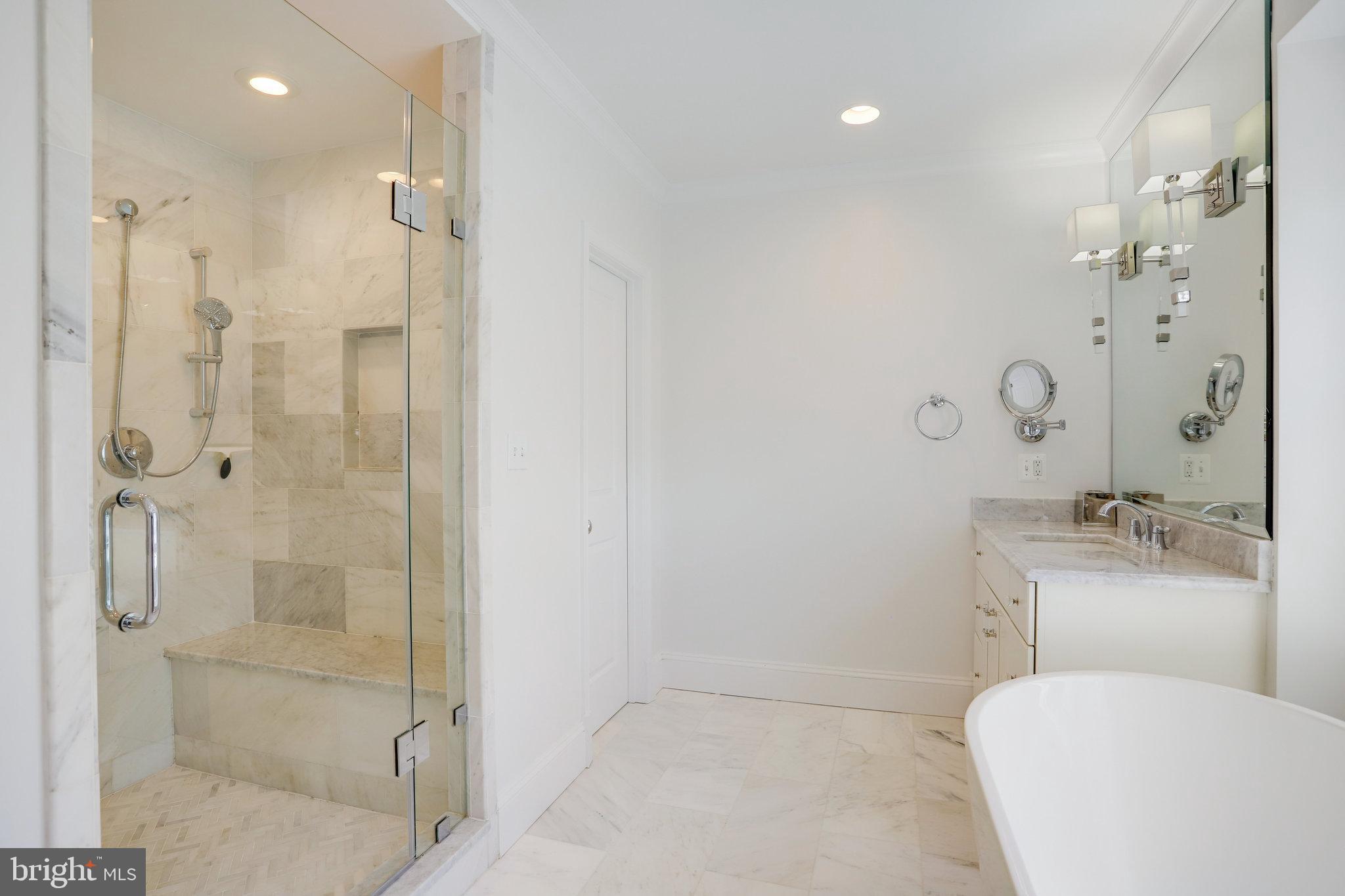 Real estate listing preview #13