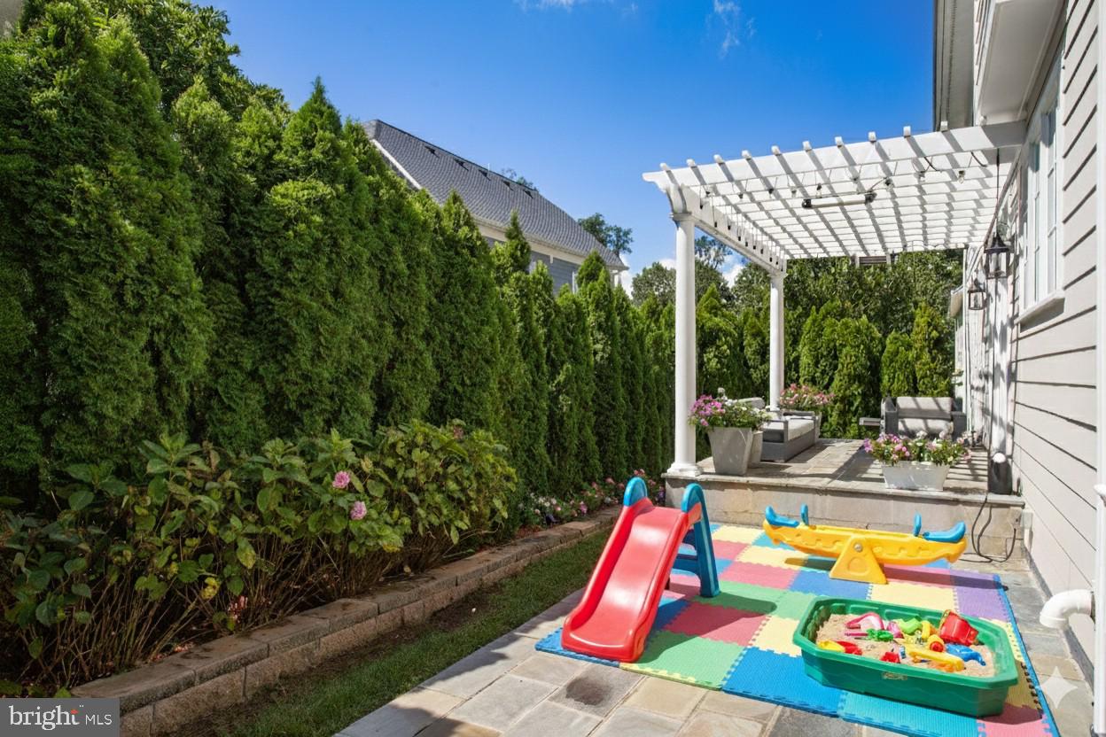 Real estate listing preview #33