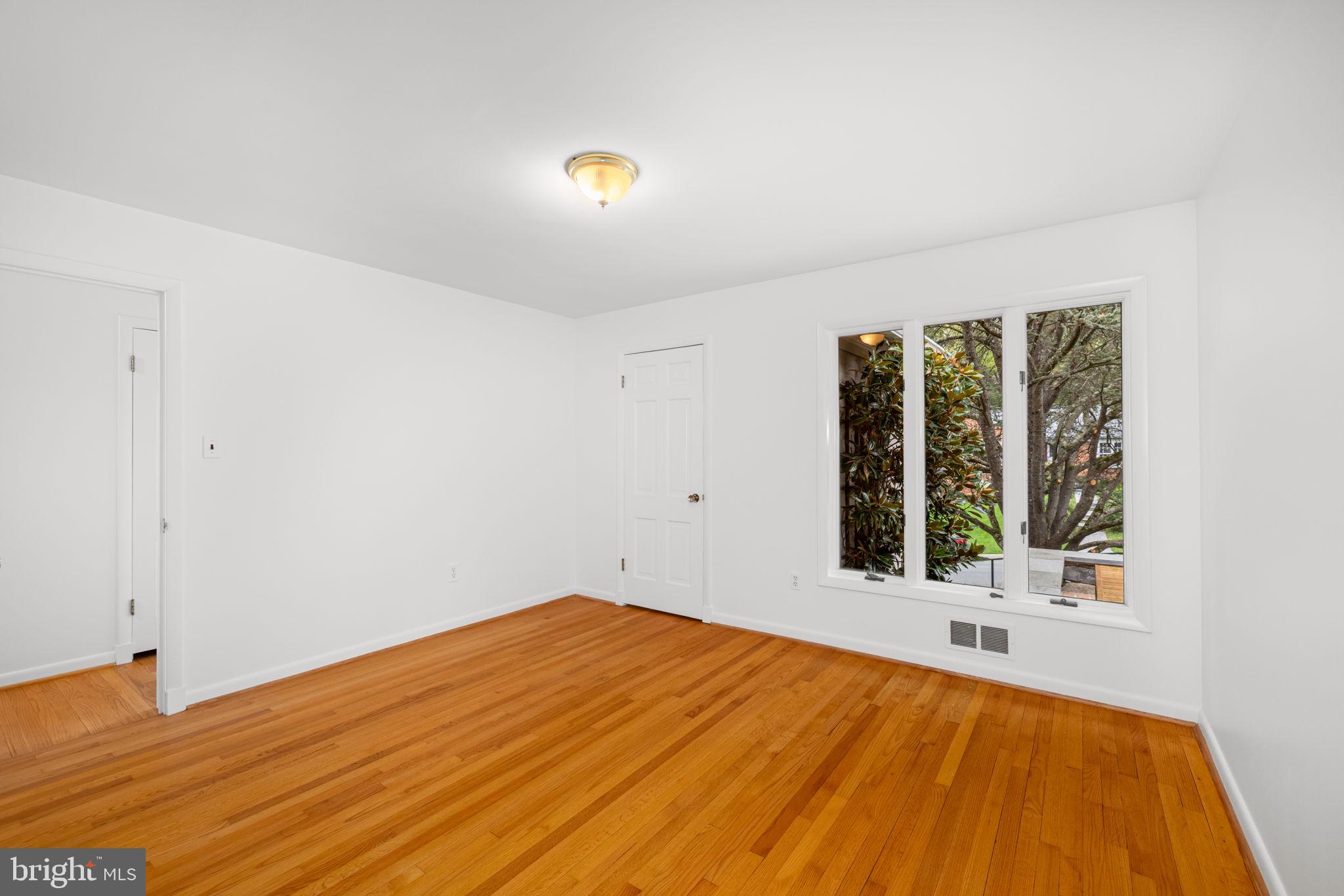 Real estate listing preview #20