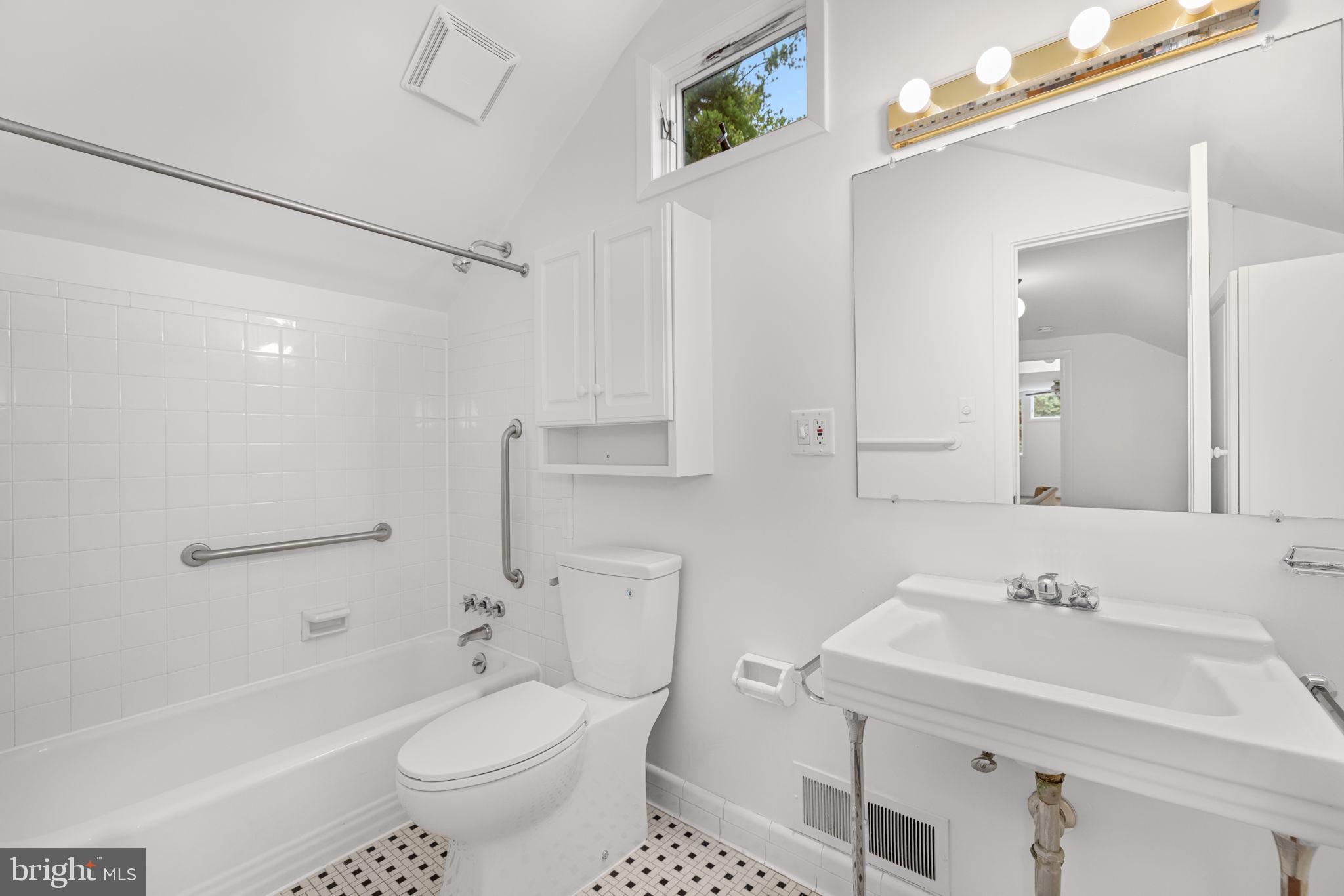 Real estate listing preview #46