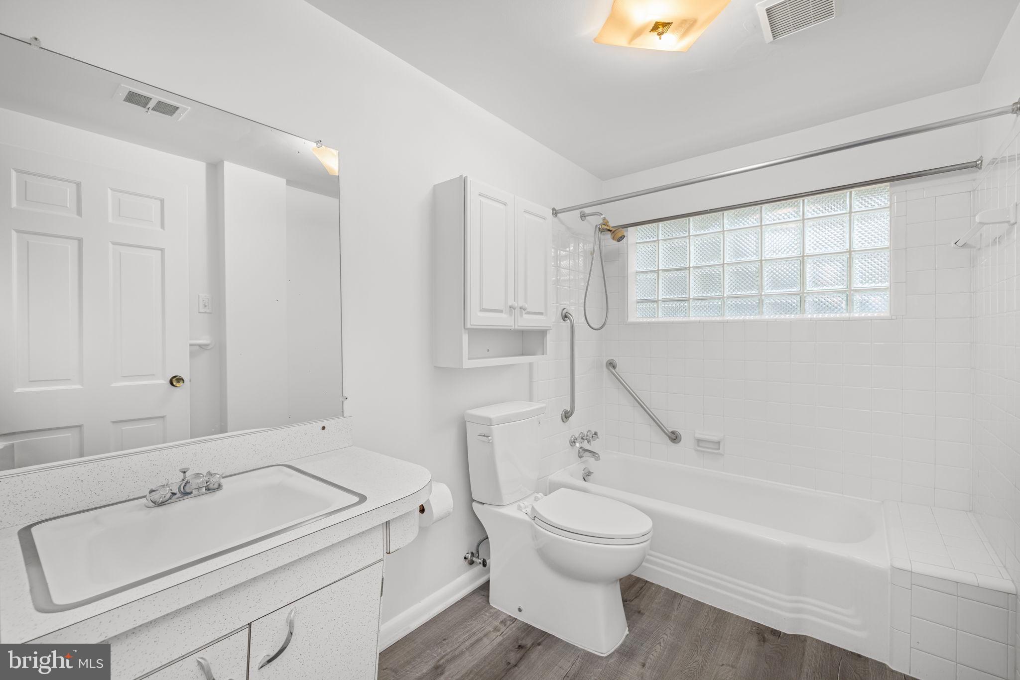 Real estate listing preview #47