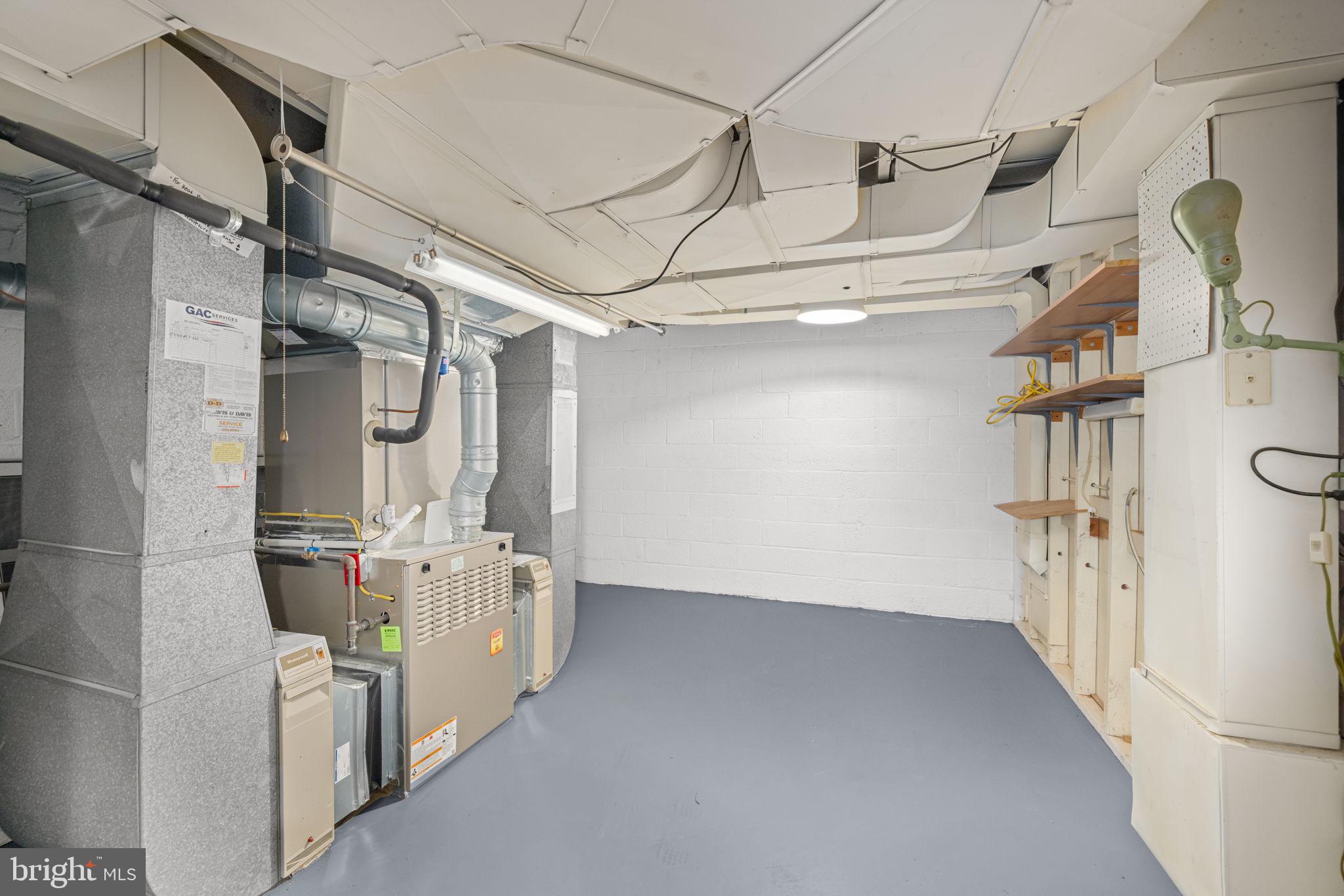 Real estate listing preview #32