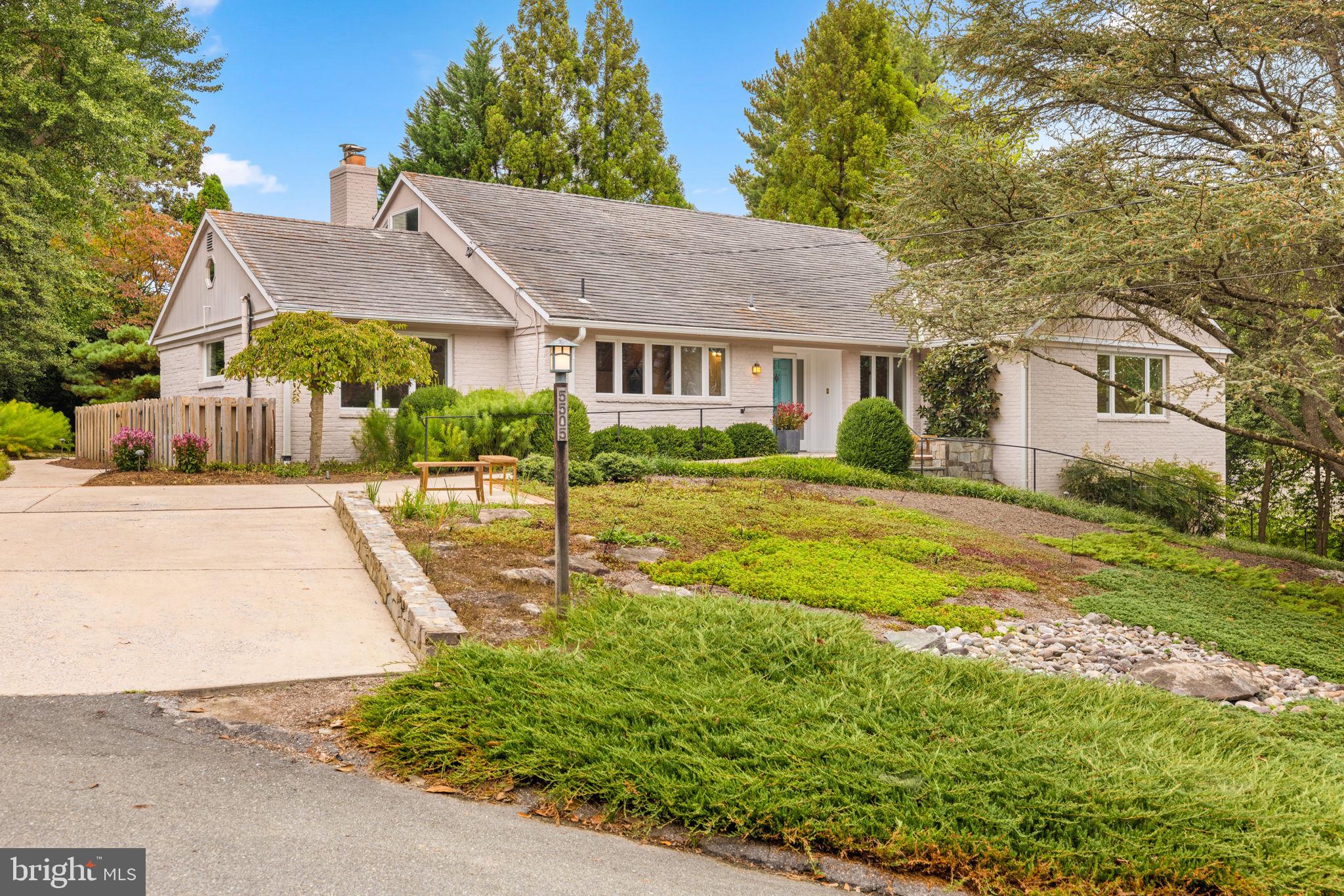 Real estate listing preview #1