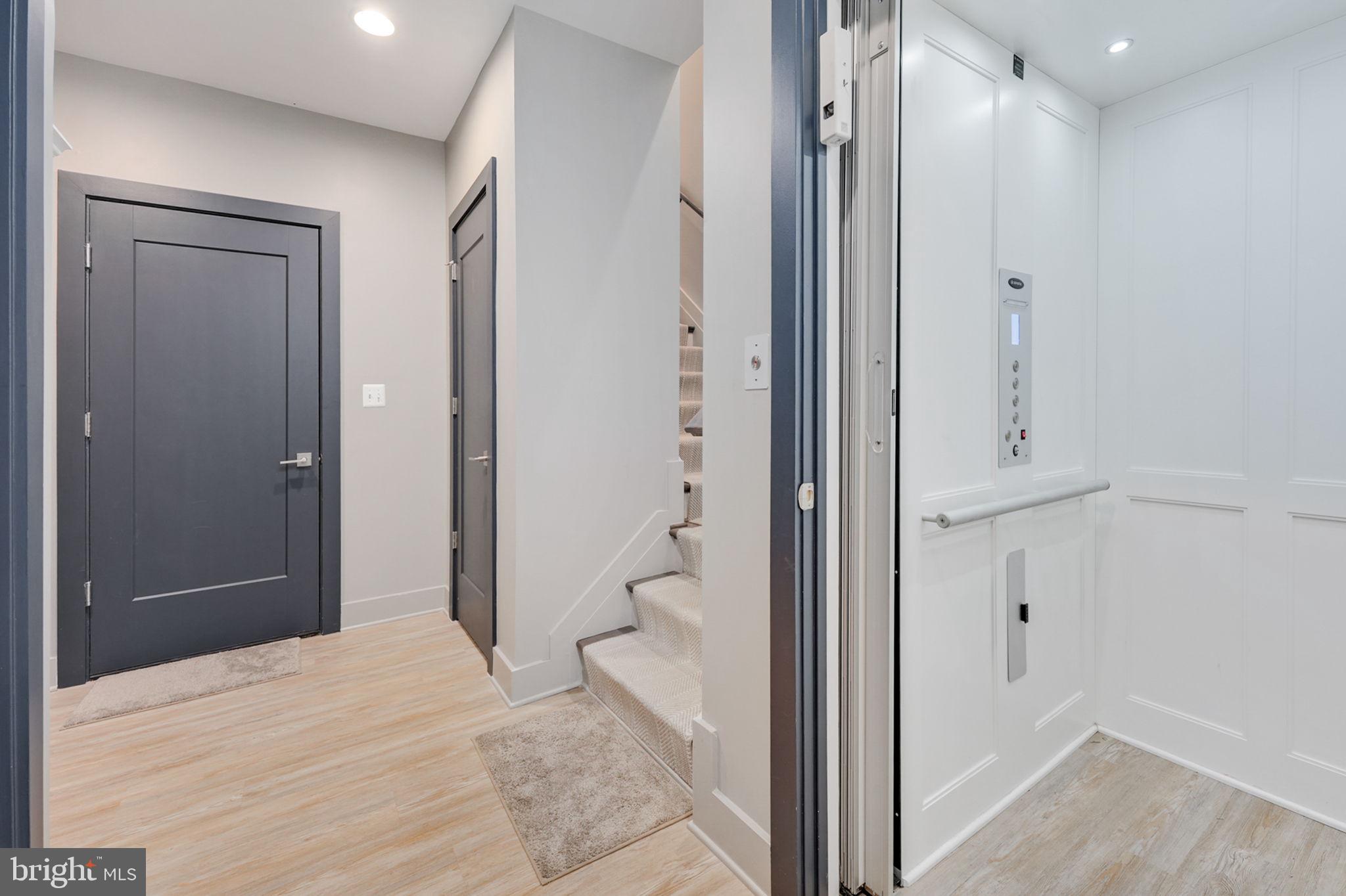 Real estate listing preview #5