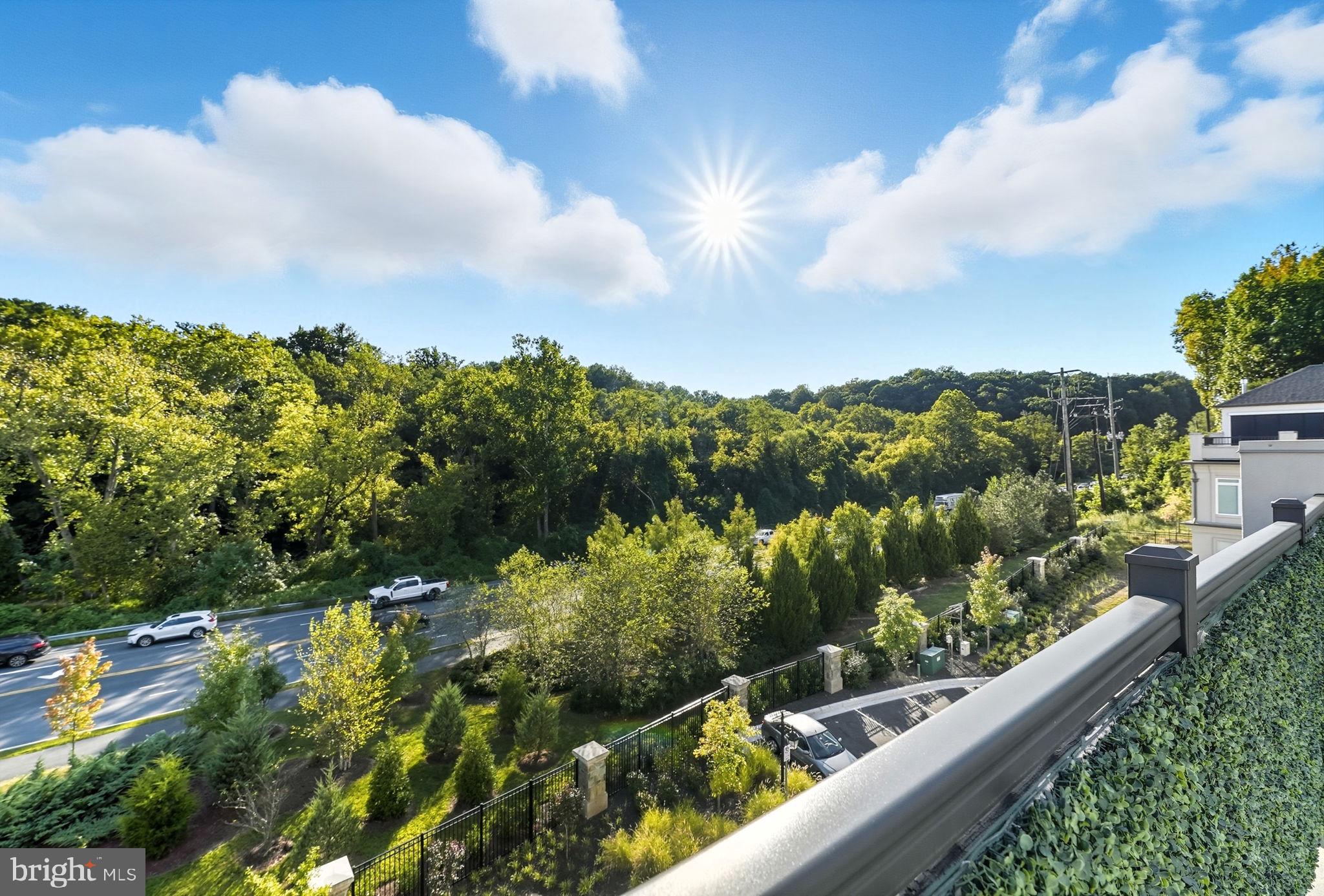 Real estate listing preview #42