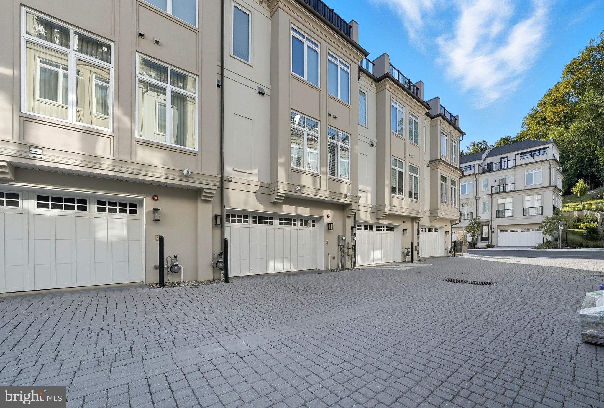 Real estate listing preview #43