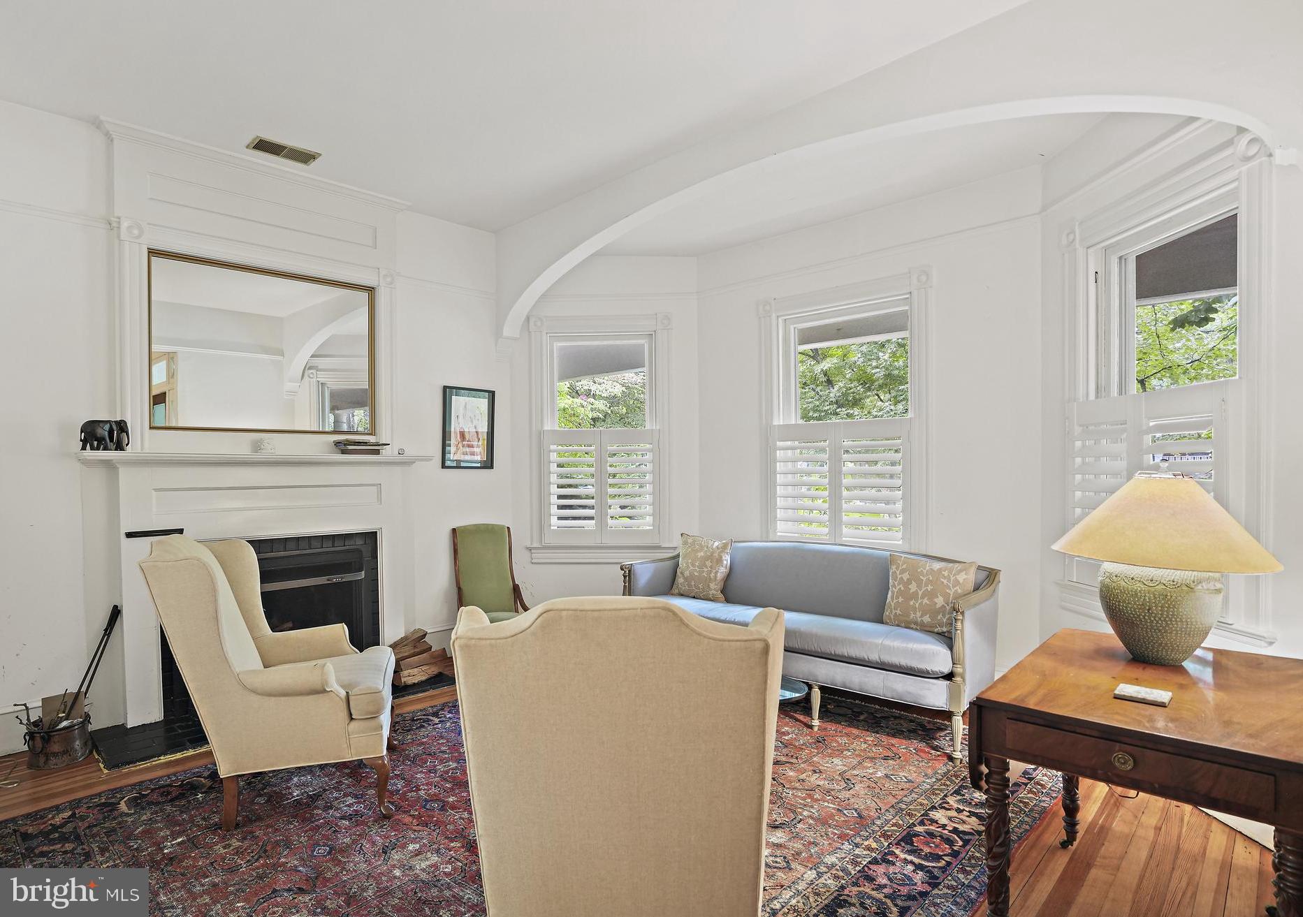 Real estate listing preview #3