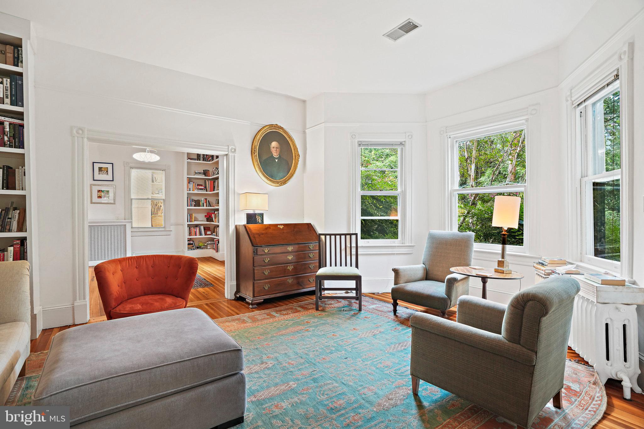 Real estate listing preview #5