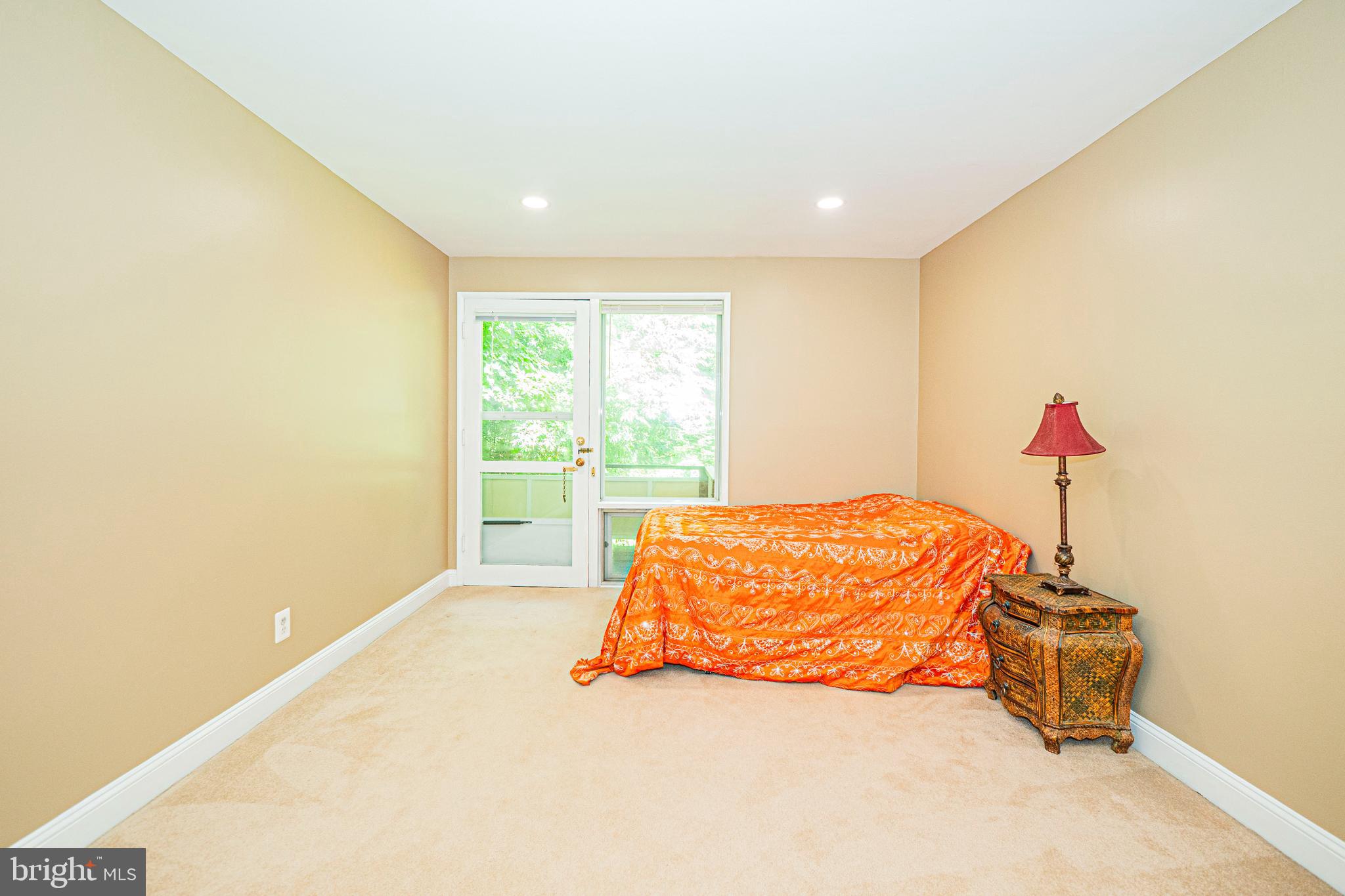 Real estate listing preview #14