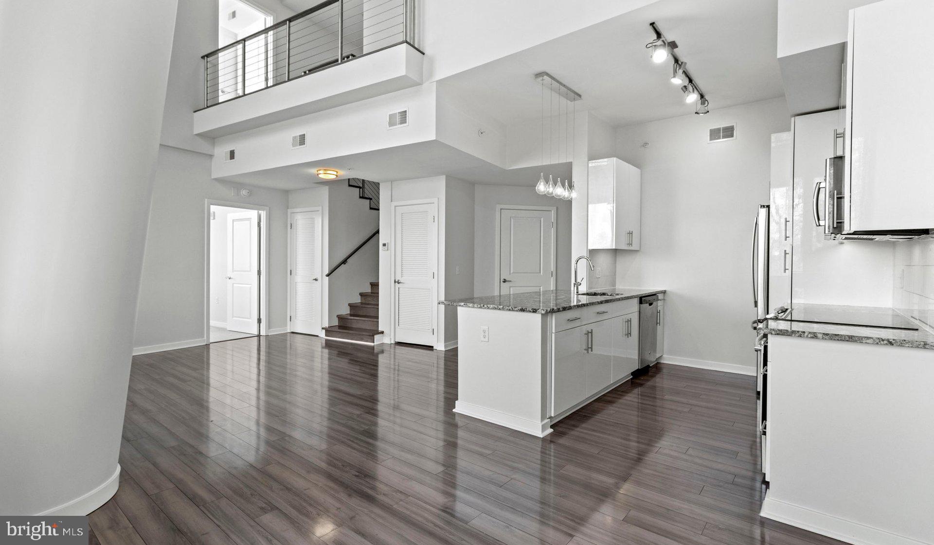 Real estate listing preview #150