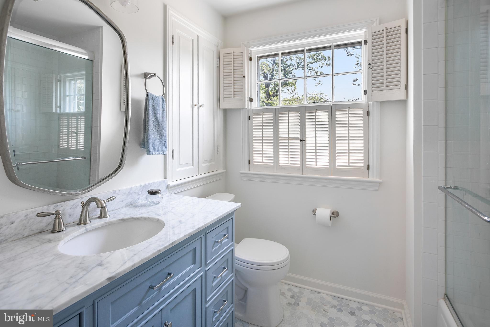 Real estate listing preview #18