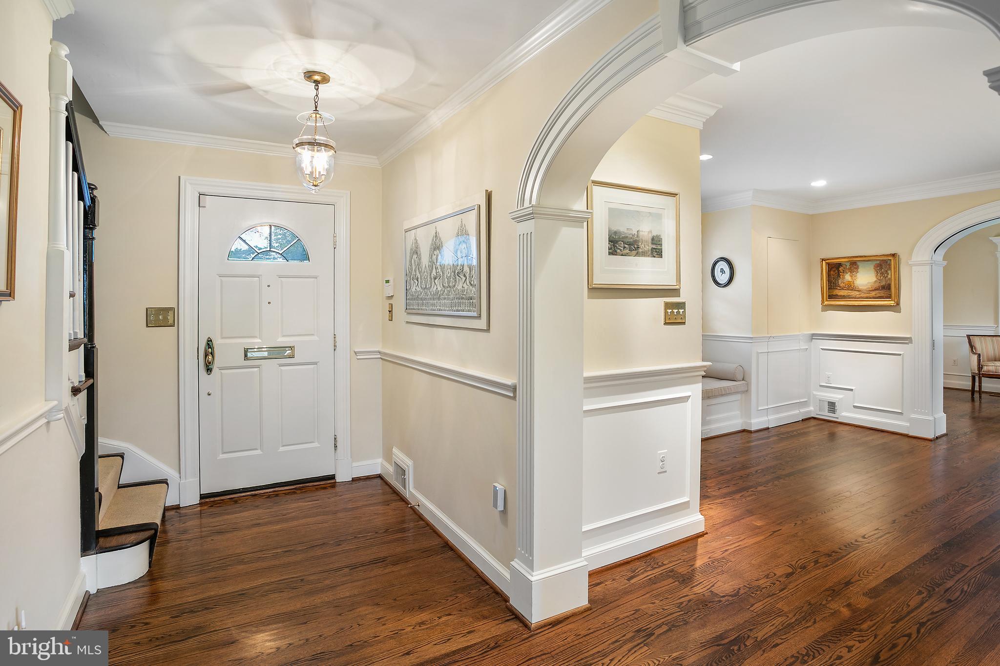 Real estate listing preview #2