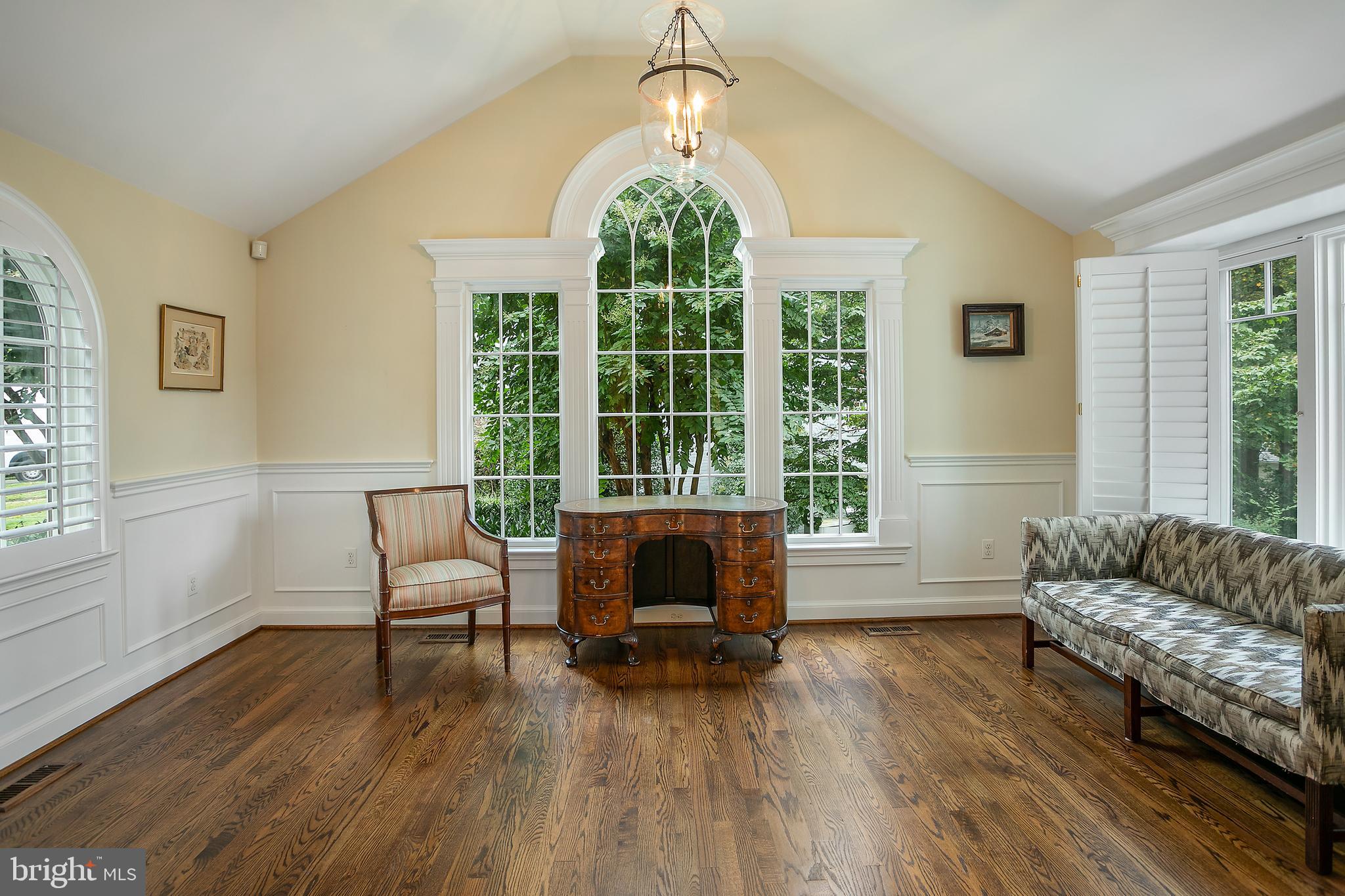 Real estate listing preview #4