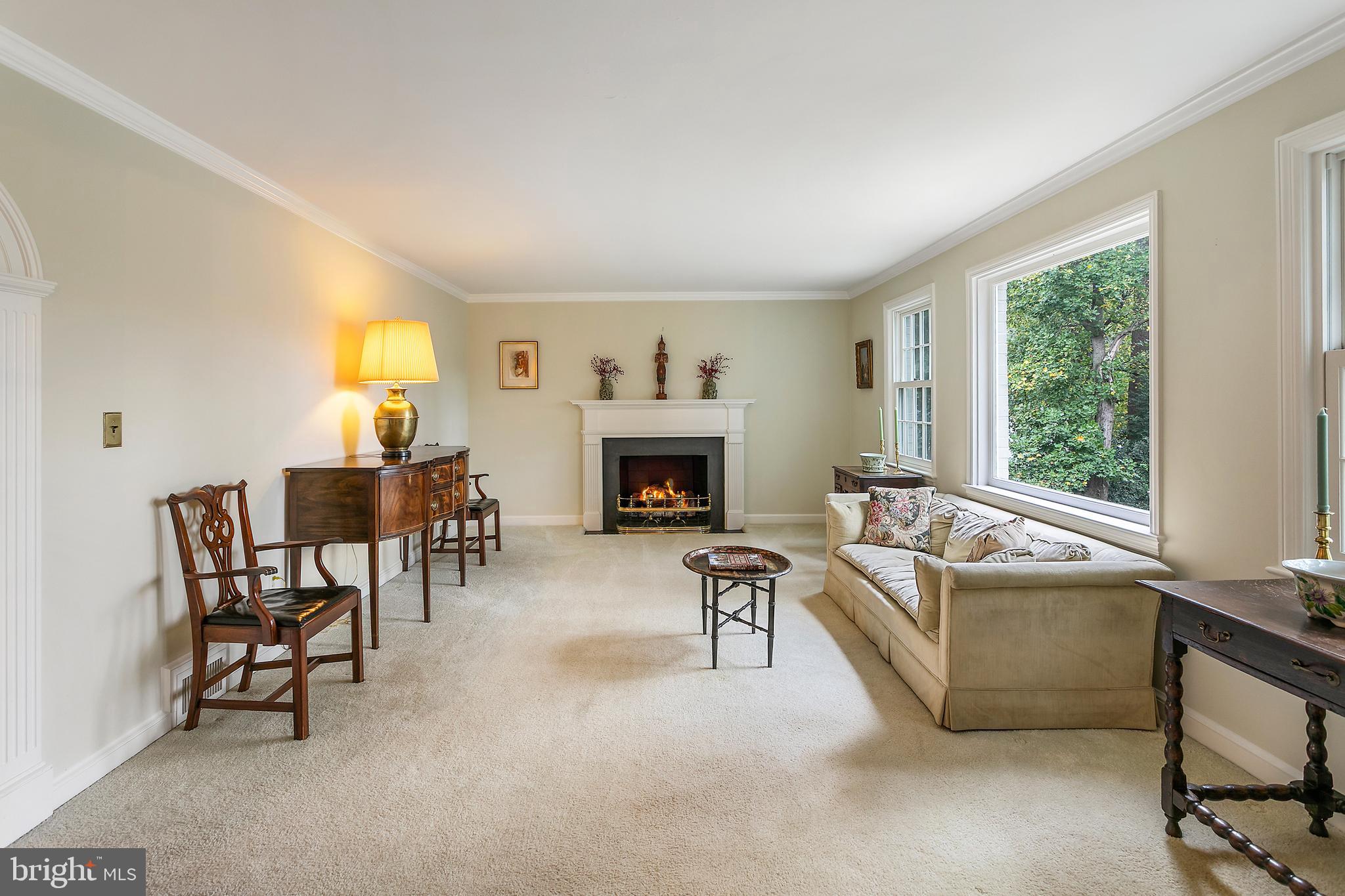 Real estate listing preview #8