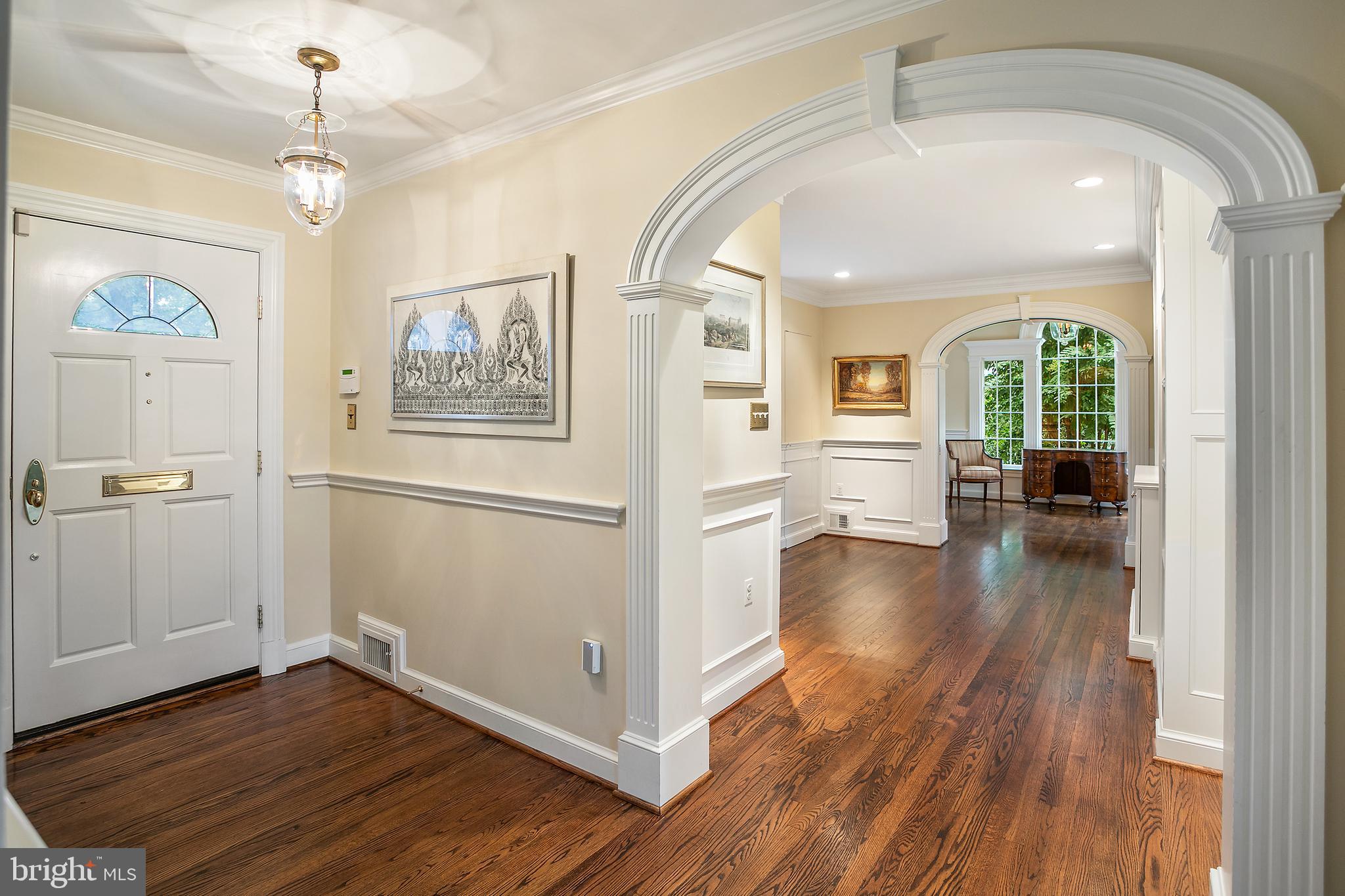 Real estate listing preview #3