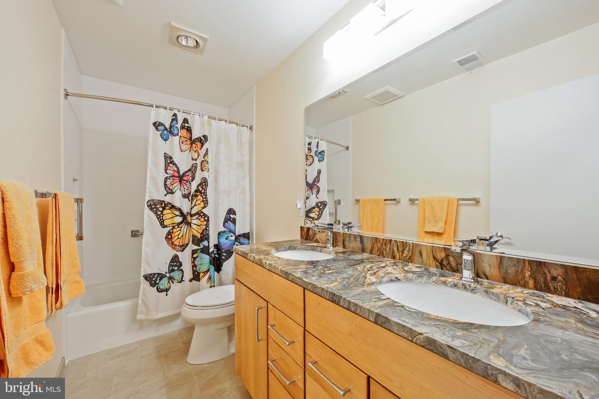 Real estate listing preview #32