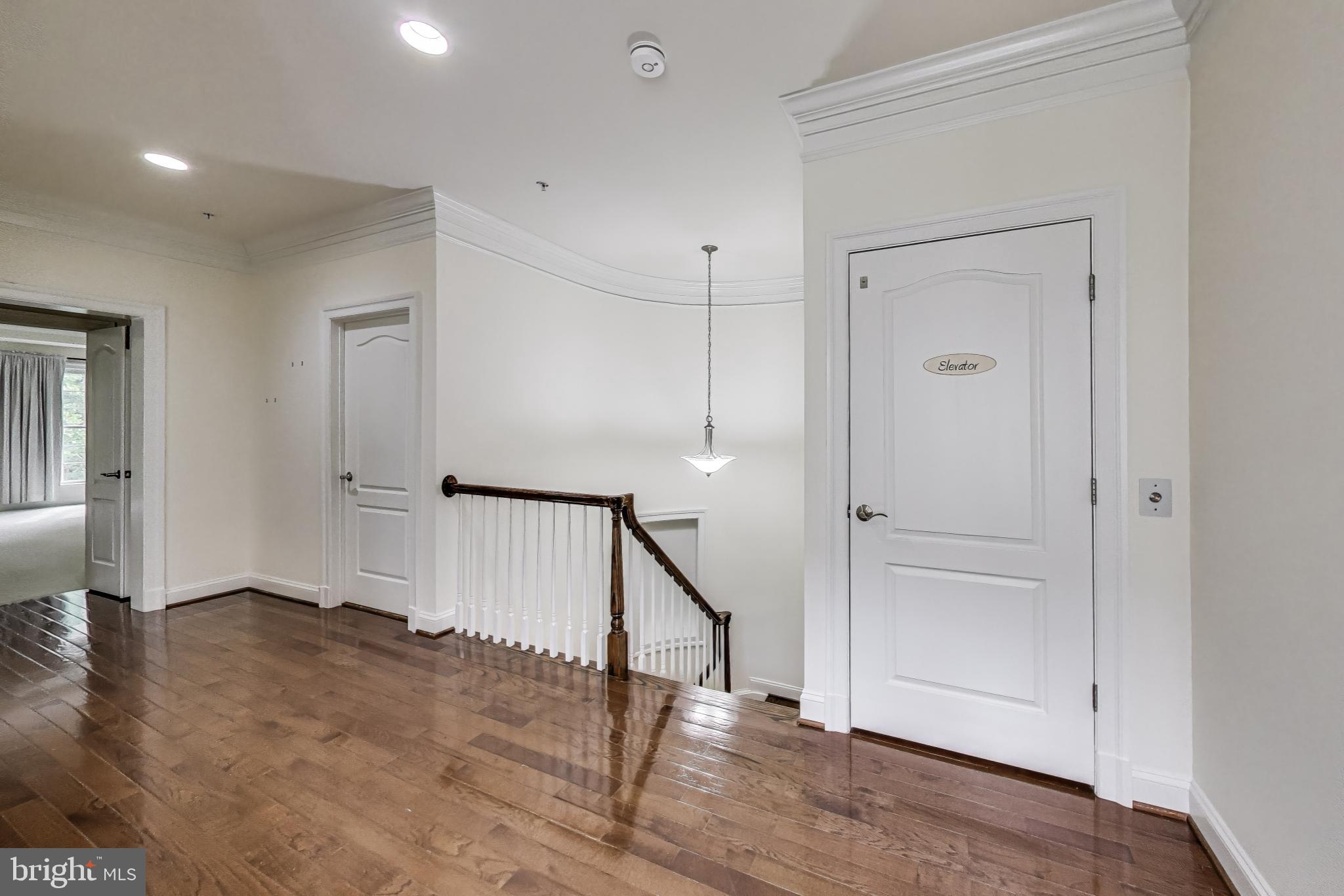 Real estate listing preview #17