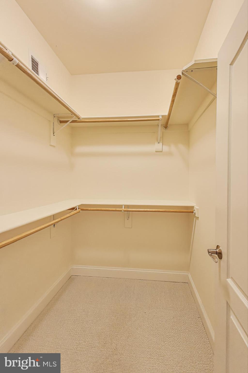 Real estate listing preview #26