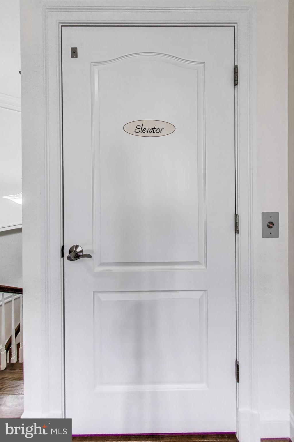 Real estate listing preview #35